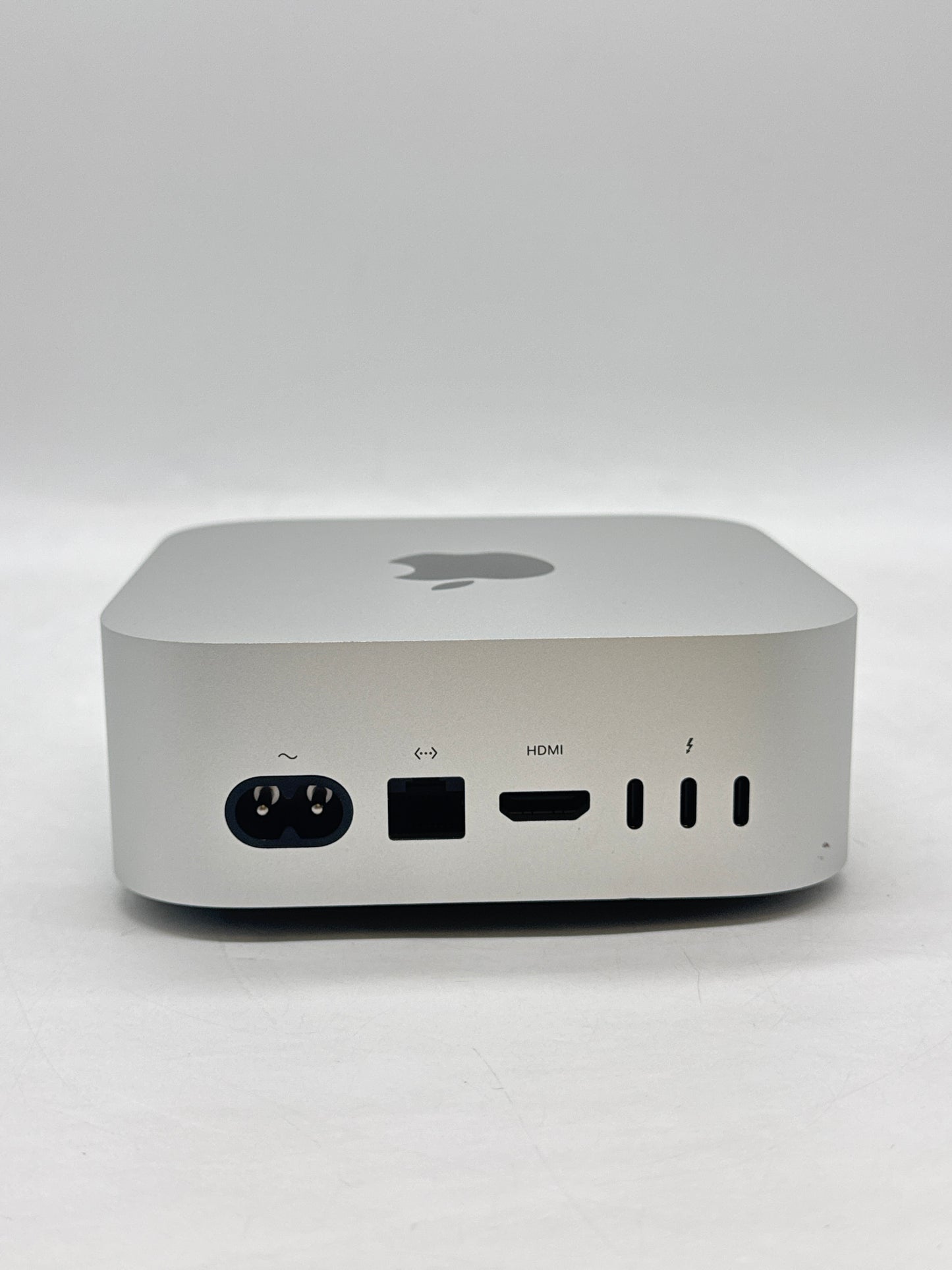 2024 Apple Mac Mini A3238 M4 10C-CPU 10C-GPU 256GB SSD 16GB RAM