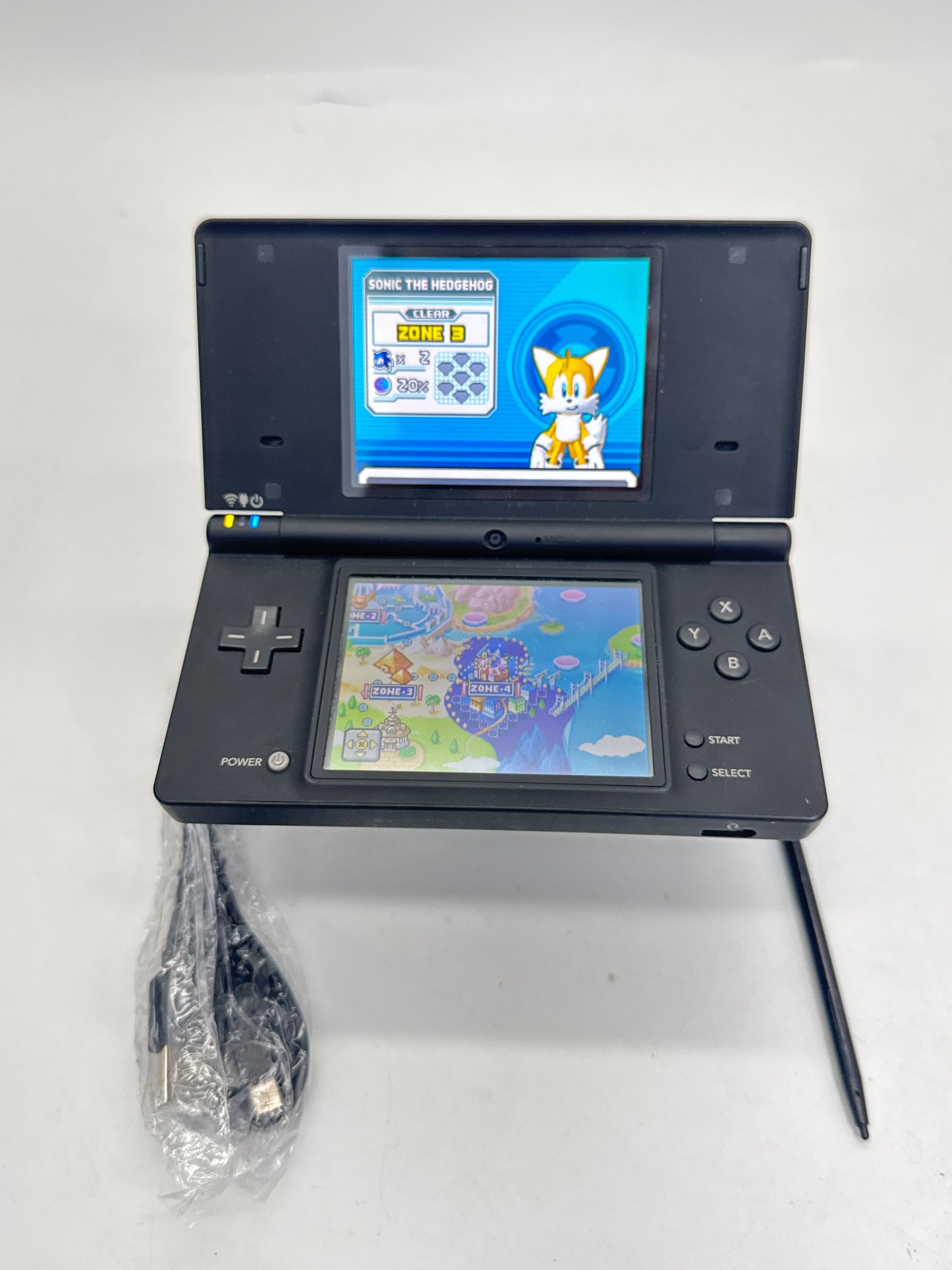 Nintendo DSi TWL-001(JPN) Black Console #347 w/ Stylus & Charger