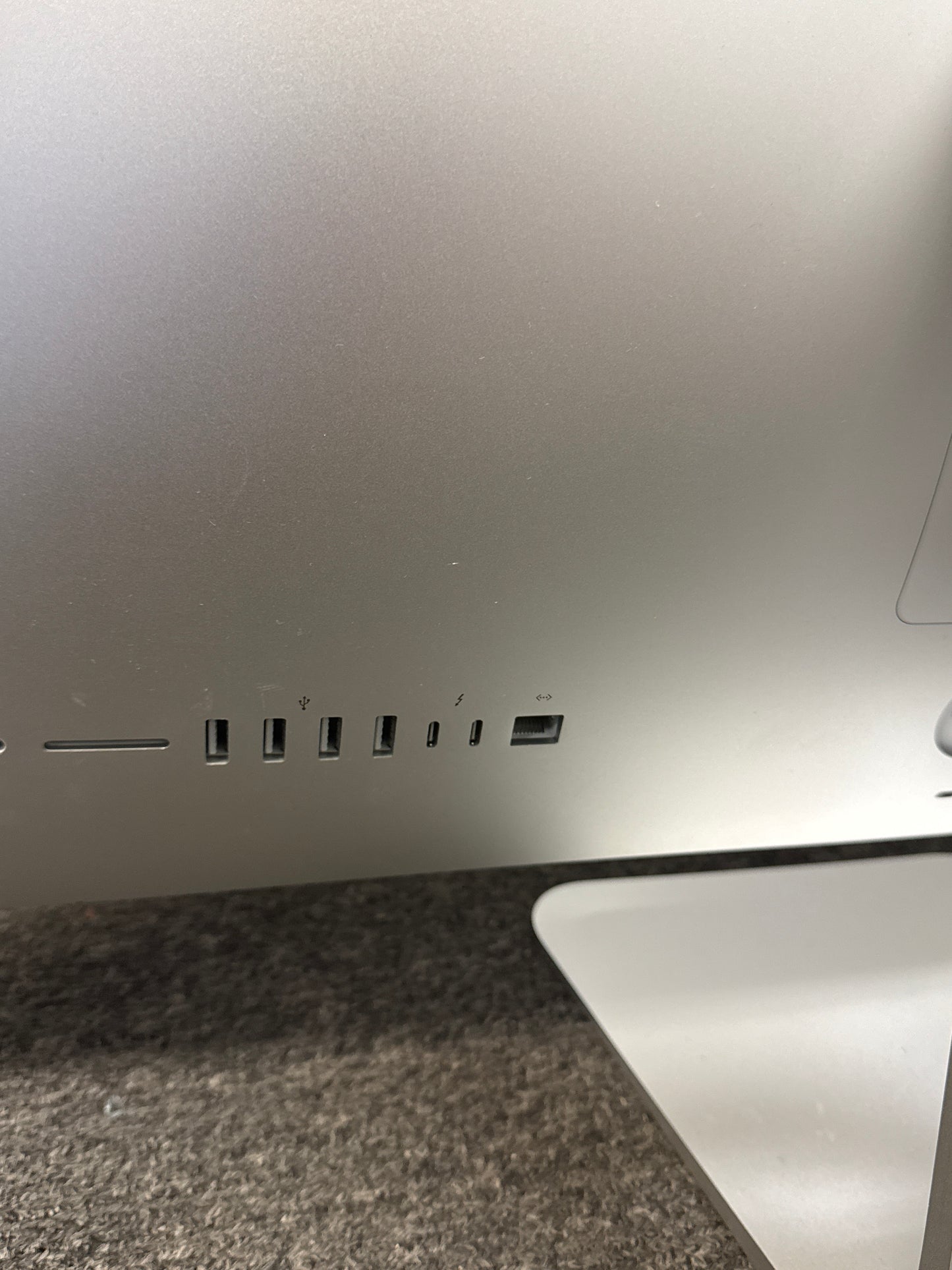 2020 Apple iMac 27" Retina 5K A2115 Core i7 3.8GHz 16GB RAM 1TB SSD - Cracked Screen