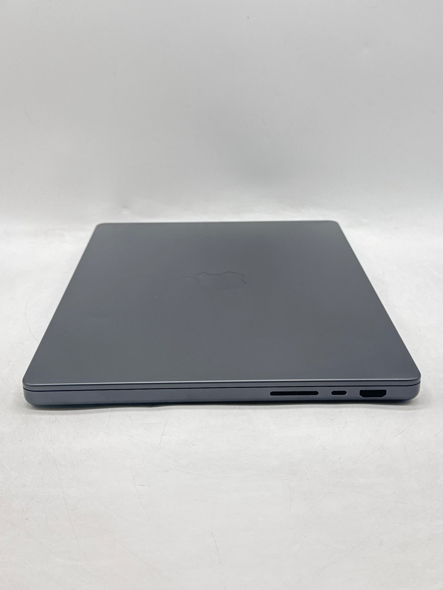 2024 Apple MacBook Pro 14.2" A3185 M4 Max 14C-CPU 32C-GPU 36GB RAM 1TB SSD