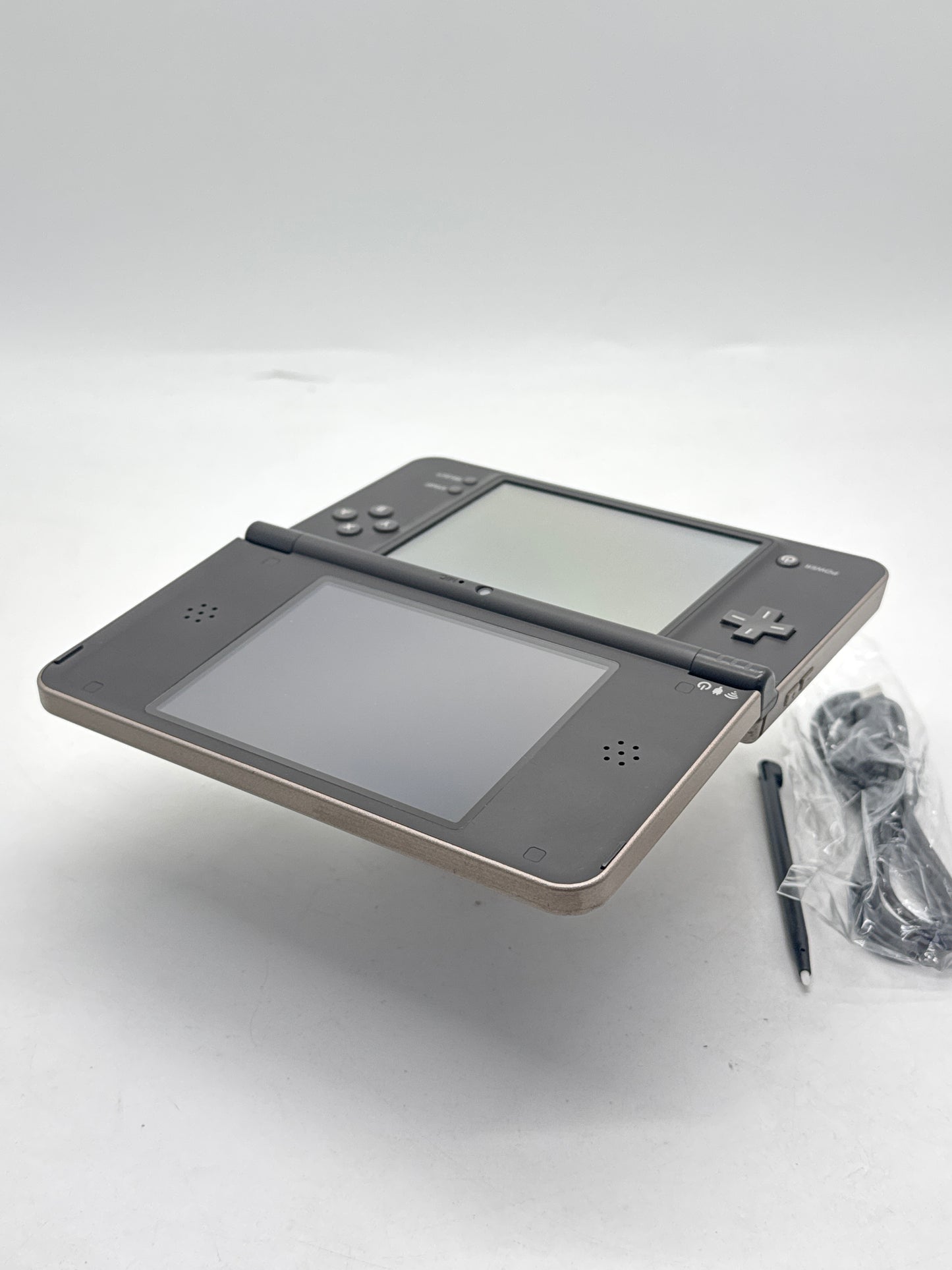 Nintendo DSi LL UTL-001 Brown Console #412 w/ Stylus & Charger BAD DISPLAYS AS IS