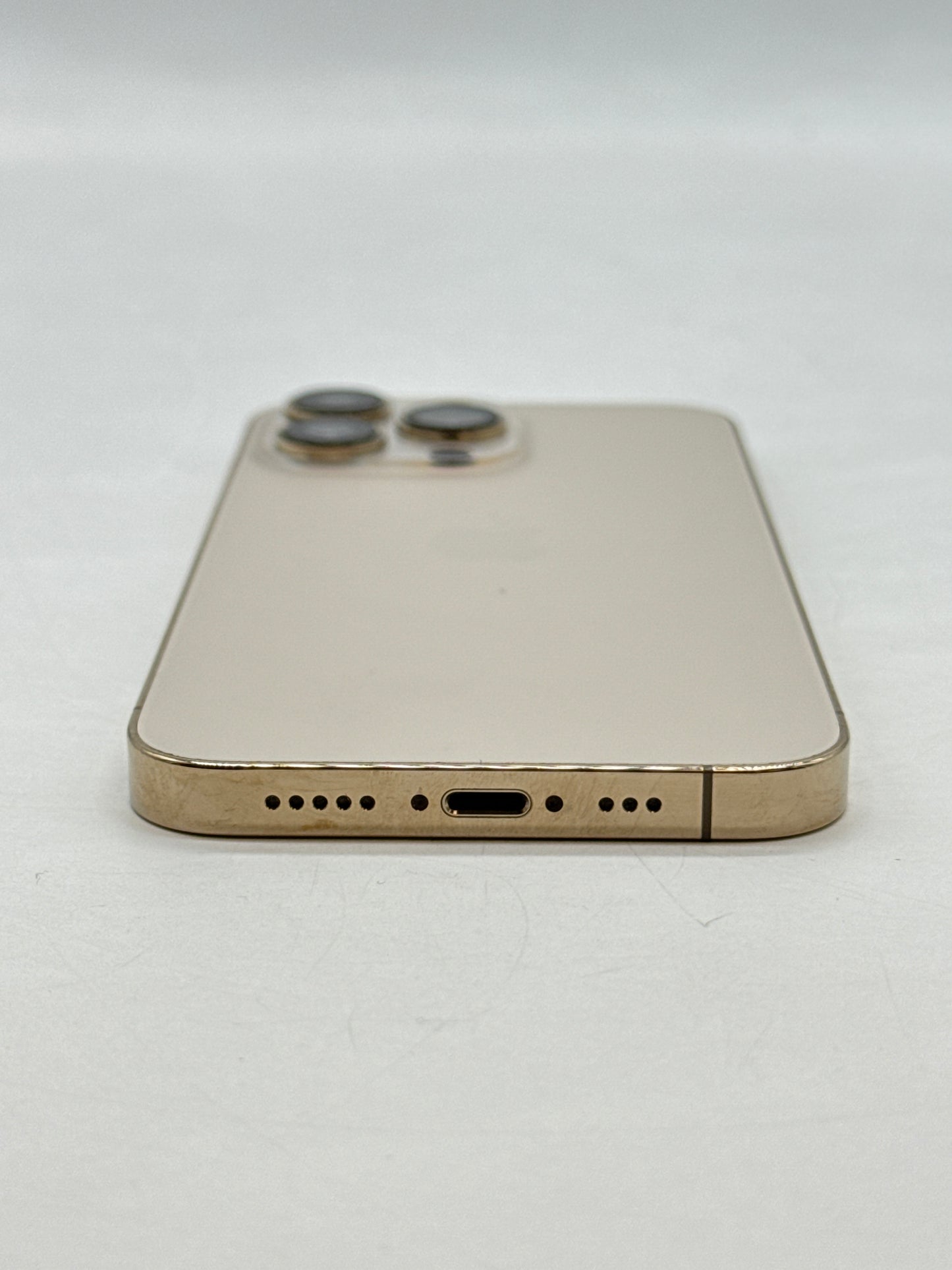 Unlocked Apple iPhone 13 Pro A2483 256GB Gold - Service Battery 77%