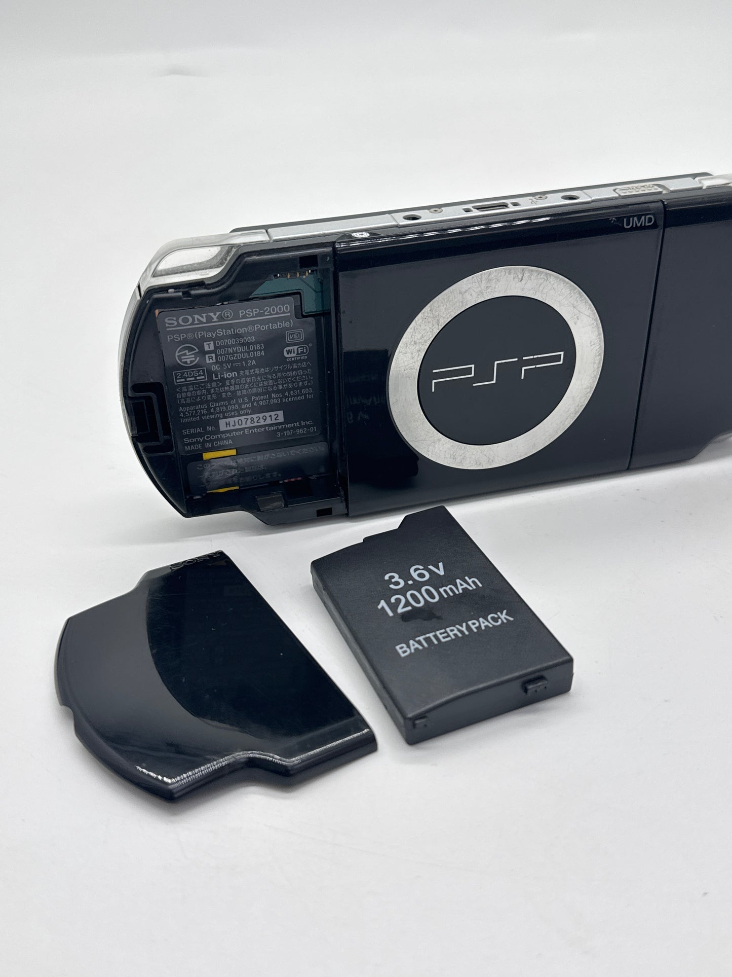 Sony PSP-2000 Piano Black Console #80 w/1200mAh Battery & No Charger