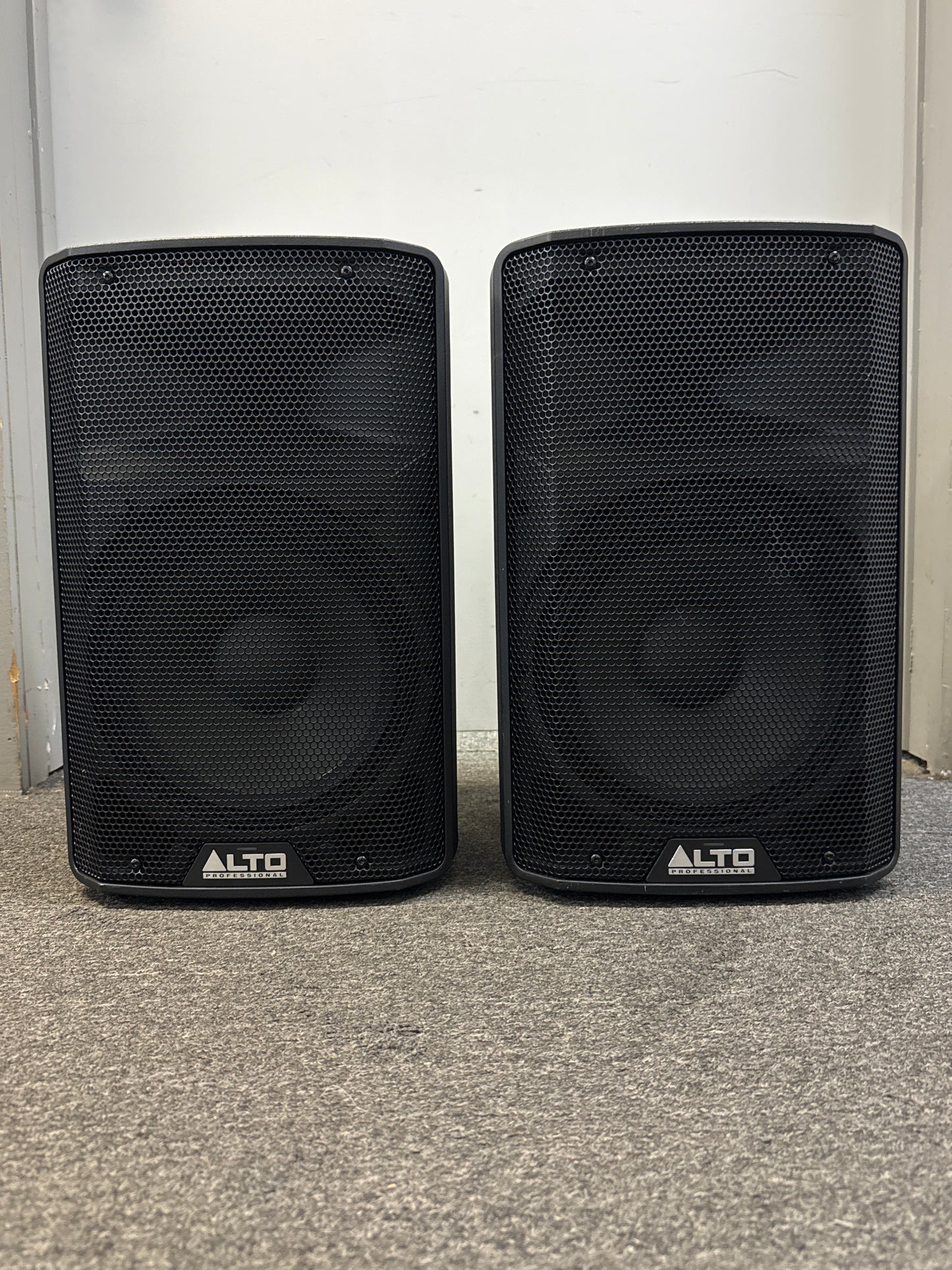 Alto Professional TX410 350-watt 10-inch Powered LoudSpeaker - Pair