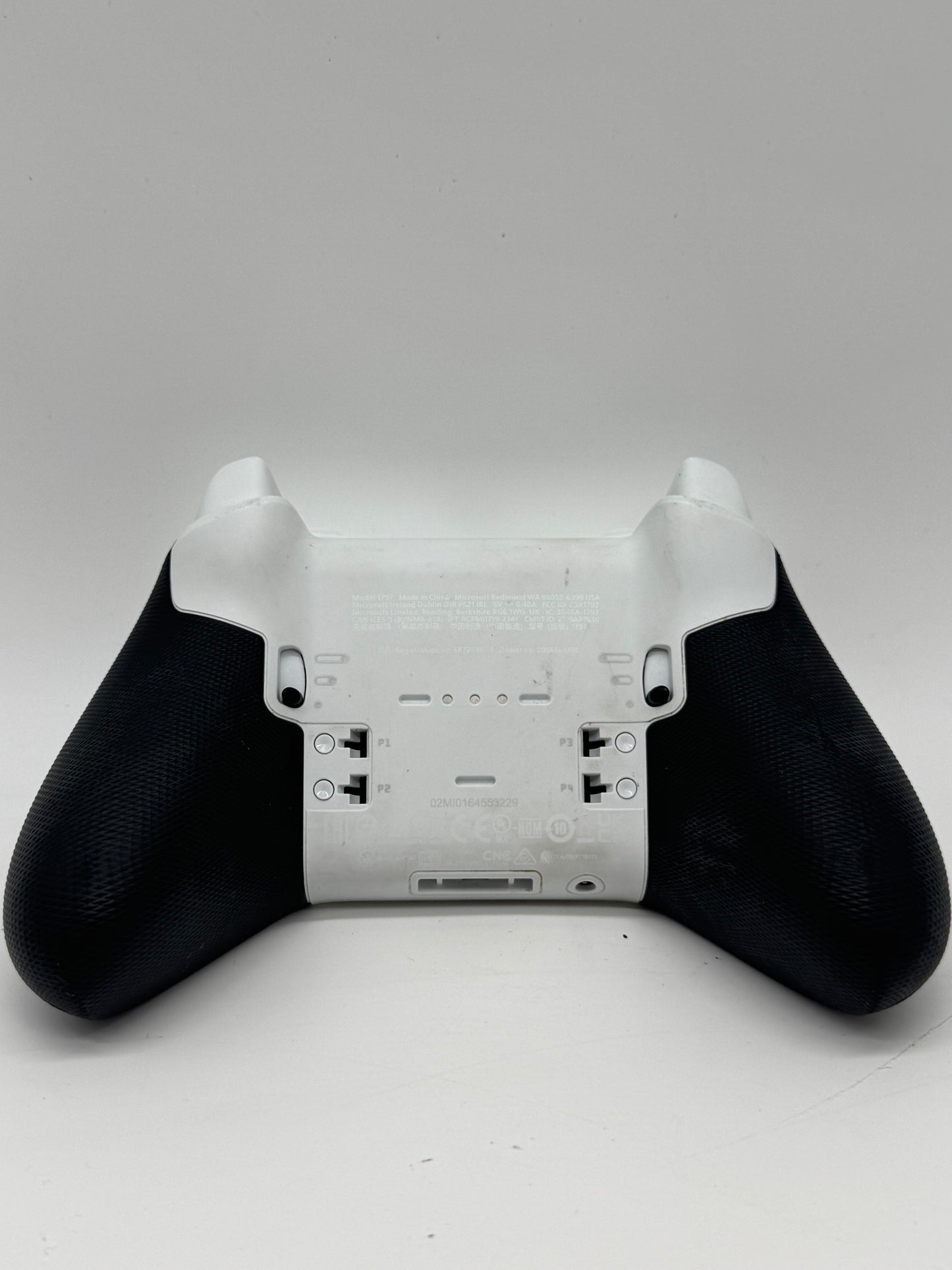 Microsoft Elite Series 2 Core White Wireless Controller - Read!