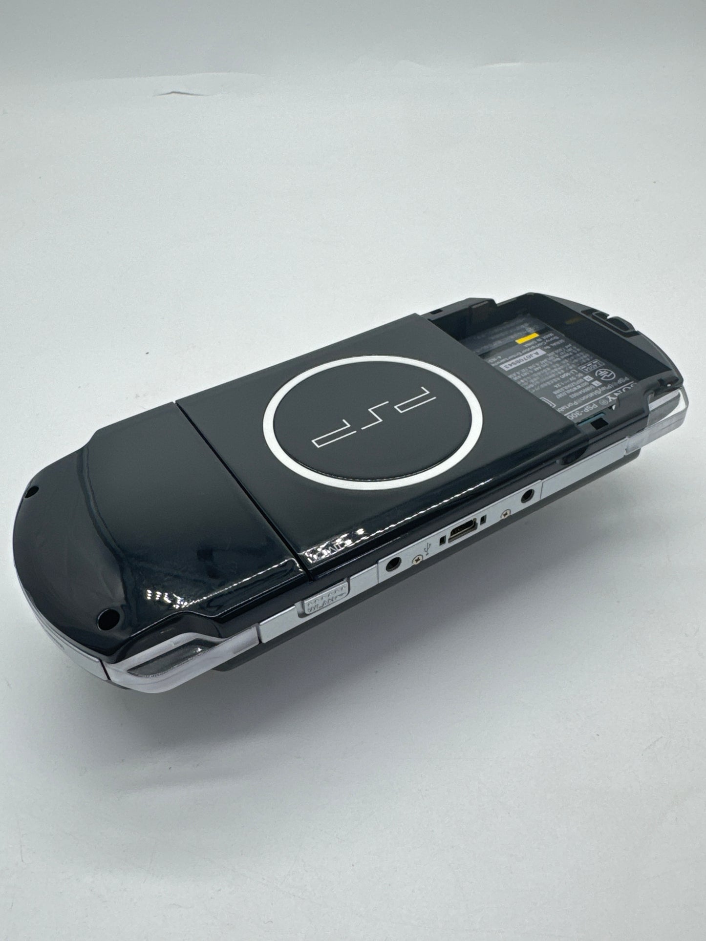 Sony PSP-3000 Piano Black Console Only #101 No Battery No Lid No Charger AS IS