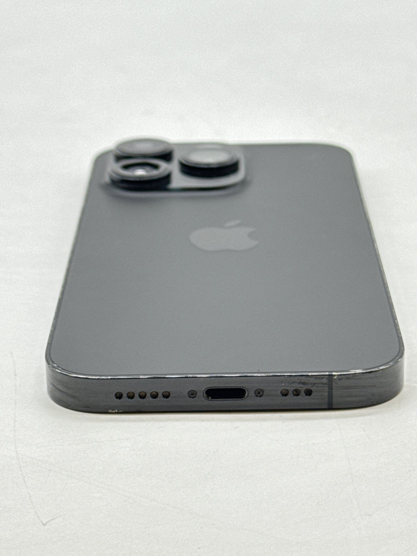 Unlocked Apple iPhone 14 Pro A2650 128GB Space Black - Bad Charging Port Read!