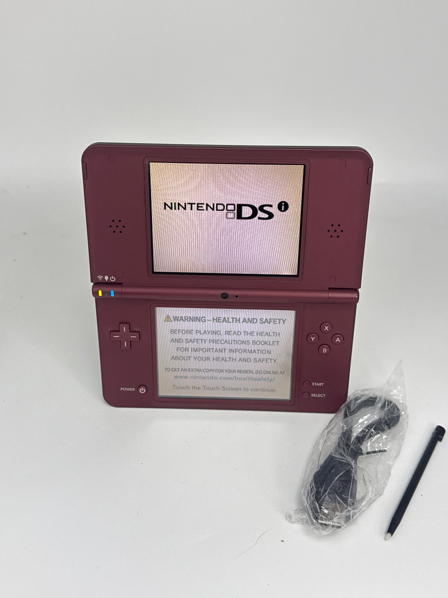 Nintendo DSi LL UTL-001(JPN) Red Console #425 w/ Stylus & Charger Yellow Tint AS IS