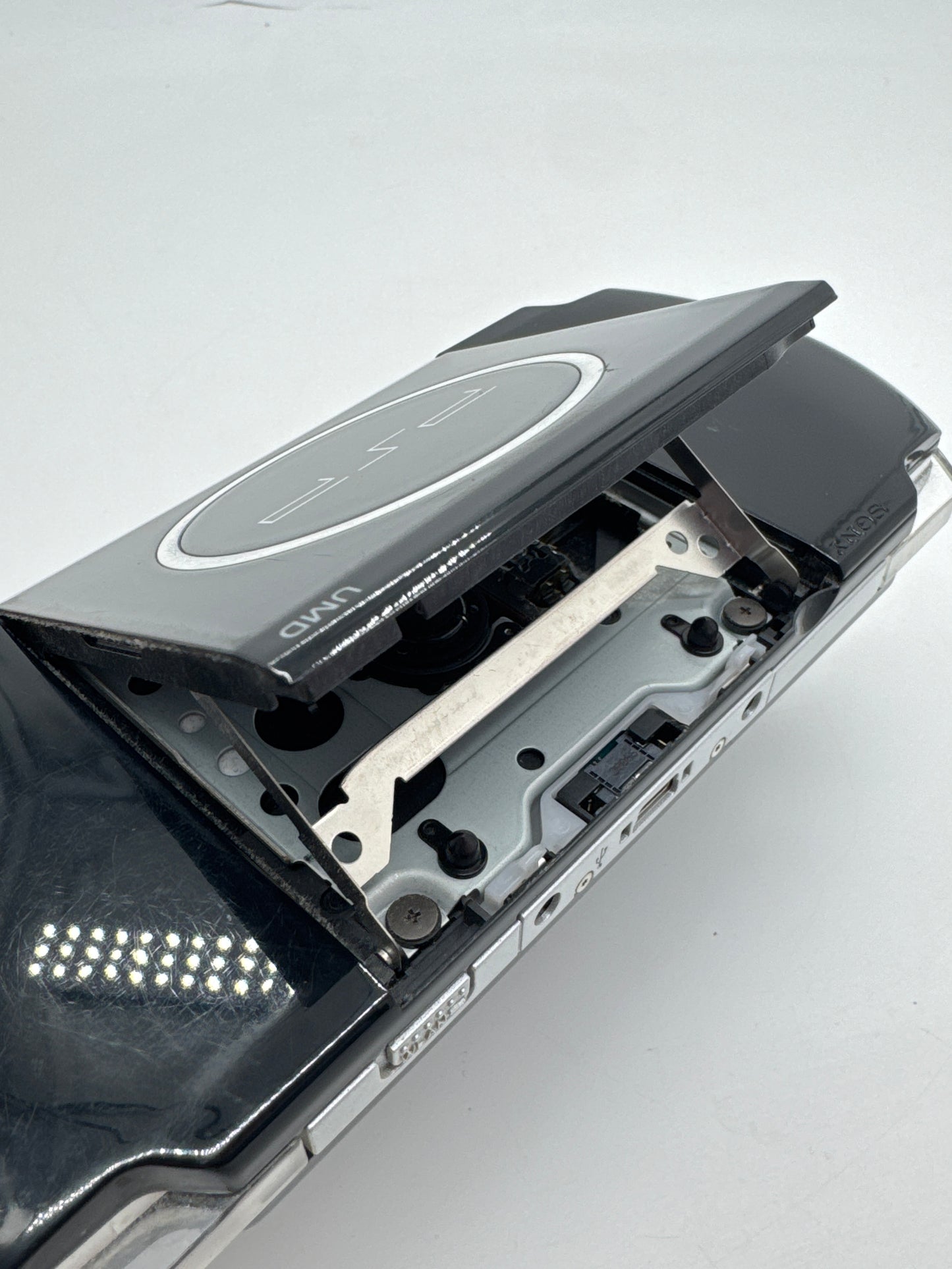 Sony PSP-3000 Piano Black Console #435 w/ 1200mAh Battery BAD X O Buttons AS IS