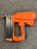 Paslode 18-Gauge Cordless Li-ion Brad Nailer 901000 with Case Battery and Charger image 5