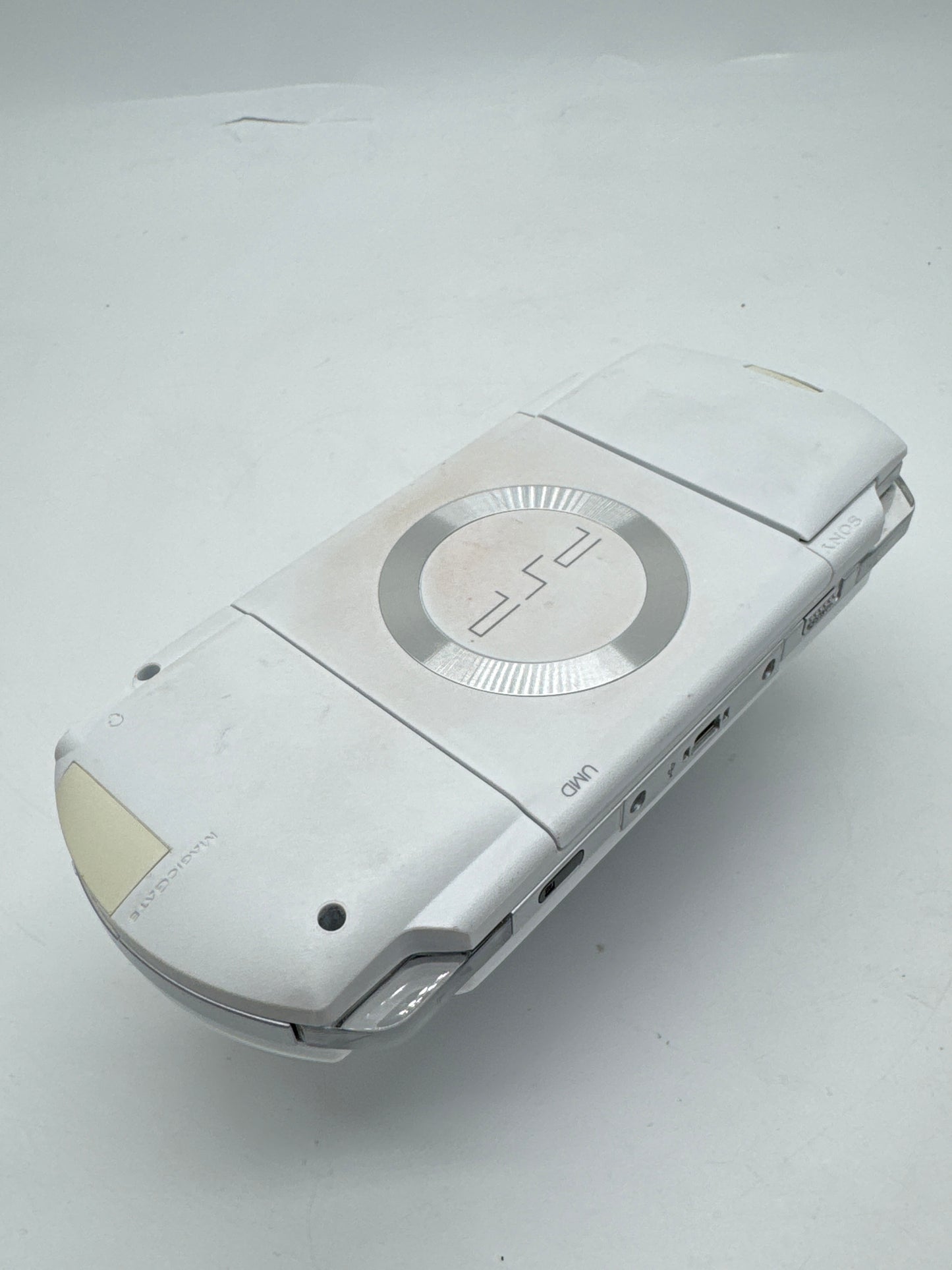 Sony PSP-1000 White Console #36 w/ 3600mAh Battery No Charger
