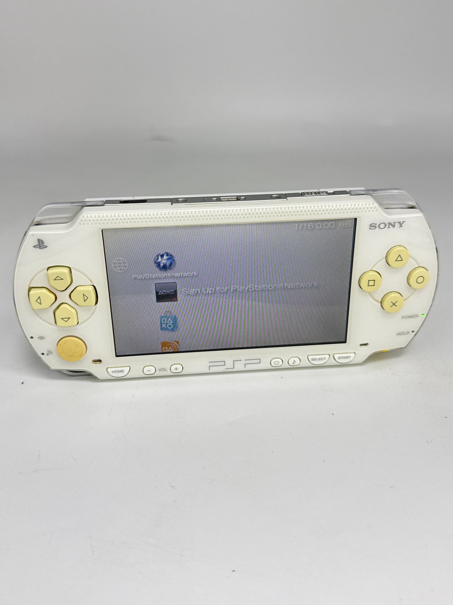 Sony PSP-1000 White Console #99 w/3600mAh Battery & No Charger