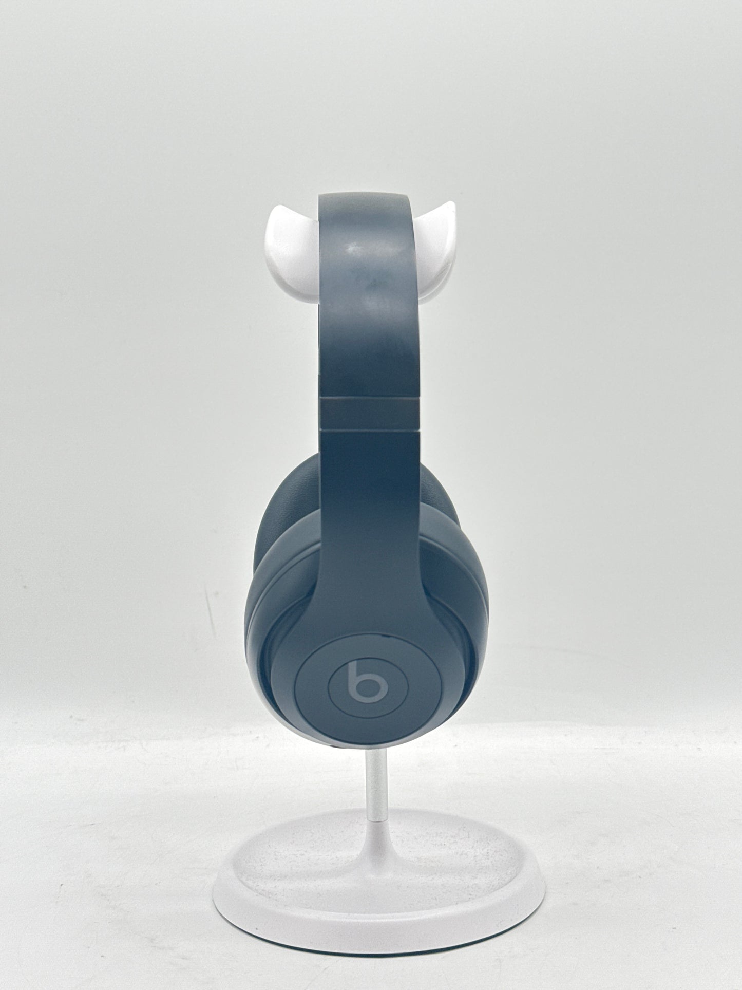 Beats by Dr. Dre Studio Pro Wireless Headphones