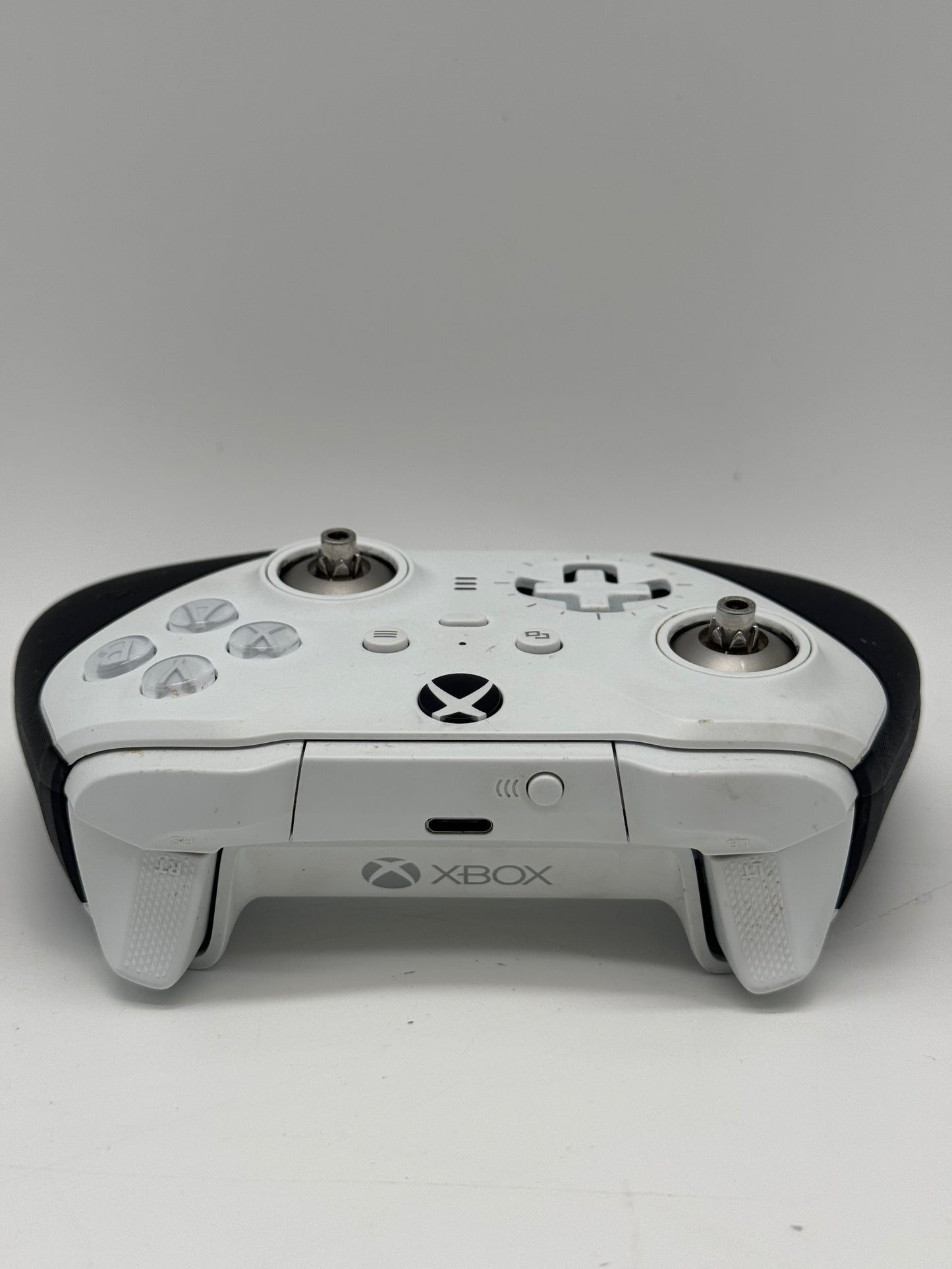 Microsoft Elite Series 2 Core White Wireless Controller - Read!