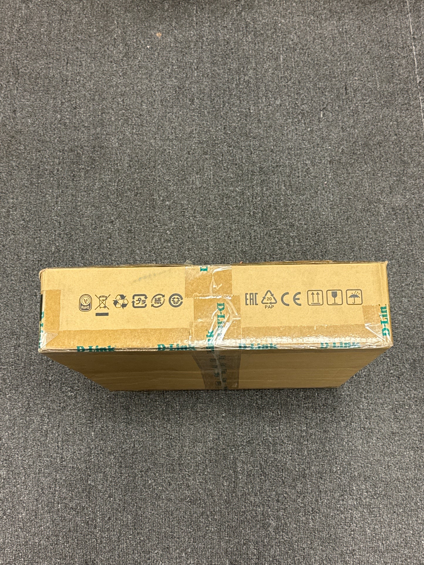 New D-Link 28-Port Gigabit Stackable POE Smart Managed Switch including 4 10G SFP+