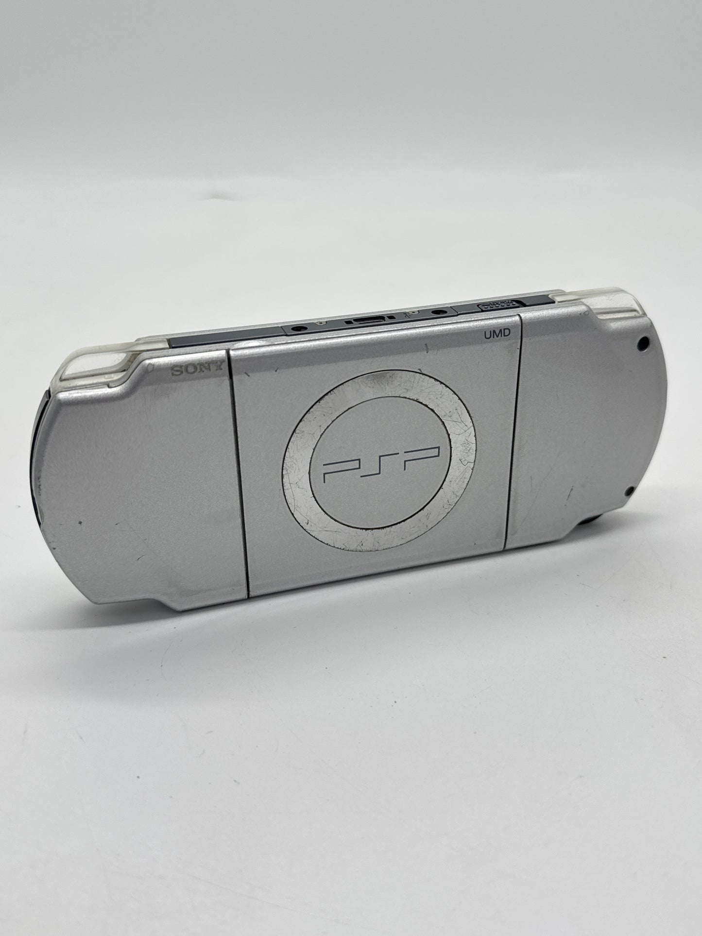 Sony PSP-2000 Silver Console #85 w/2400mAh Battery & No Charger