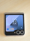 Unlocked Samsung Galaxy Z Flip 6 SM-F741U 256GB 12GB RAM - Marks on Display image 4