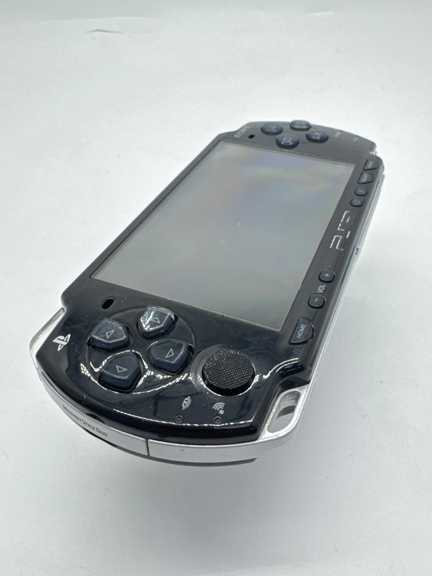 Sony PSP-2000 Black Console #312 w/Battery No Lid No Charger BAD BOTTOM BUTTONS AS IS