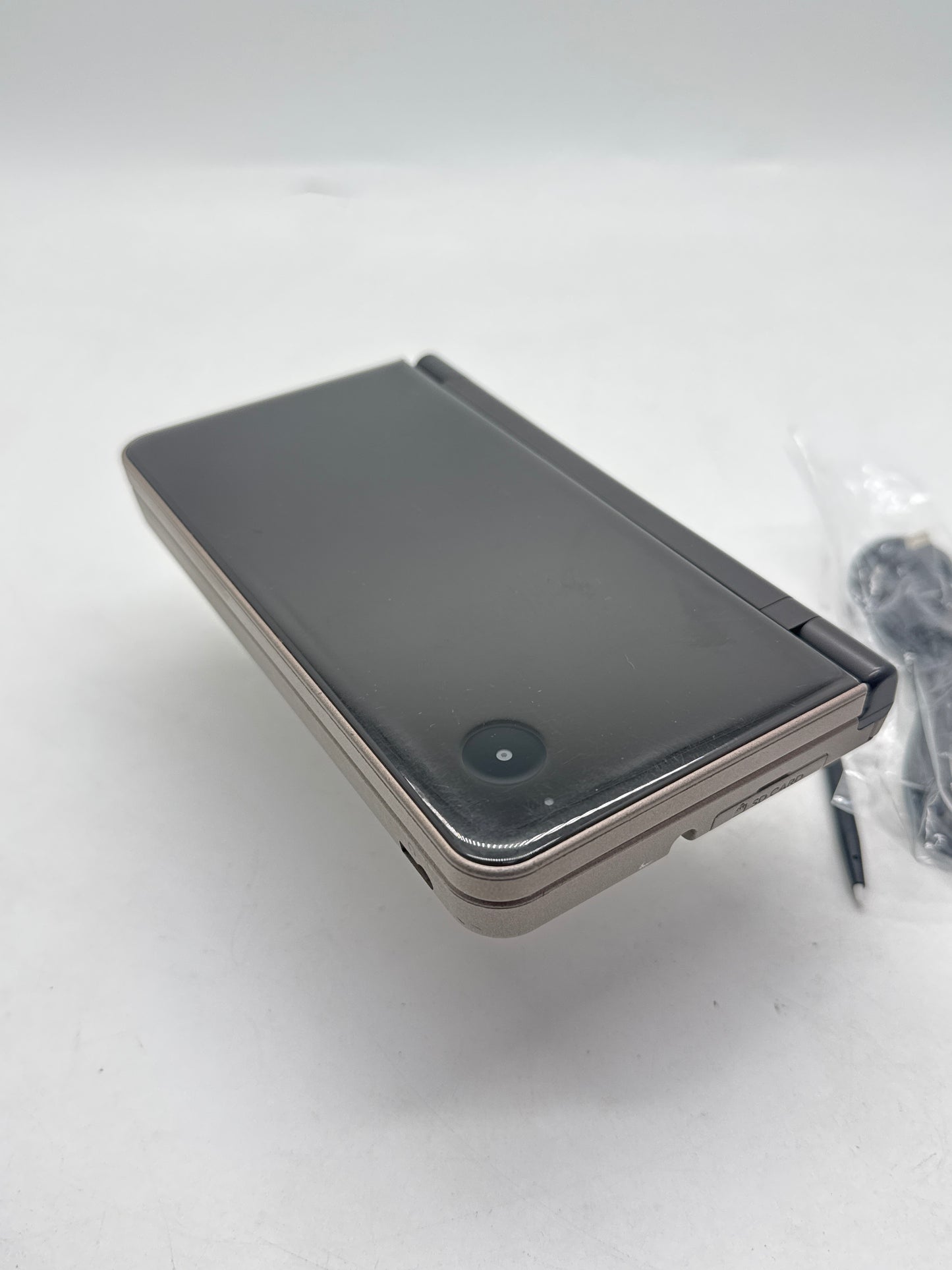 Nintendo DSi LL UTL-001 Brown Console #412 w/ Stylus & Charger BAD DISPLAYS AS IS