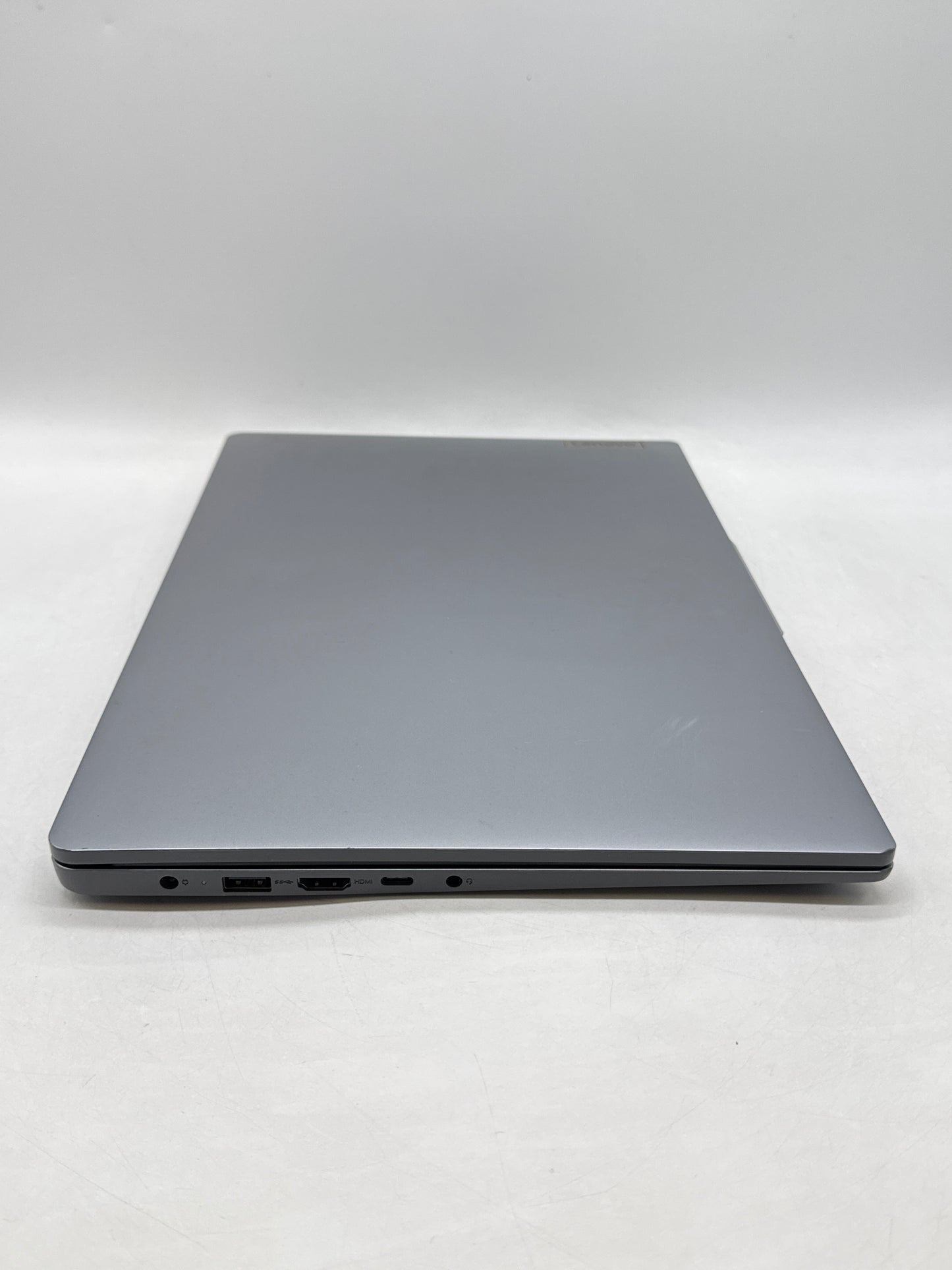Lenovo IdeaPad Slim 3 15IAN8 15.6'' Core™ i3-N305 8GB DDR5 RAM 128GB SSD - Read!
