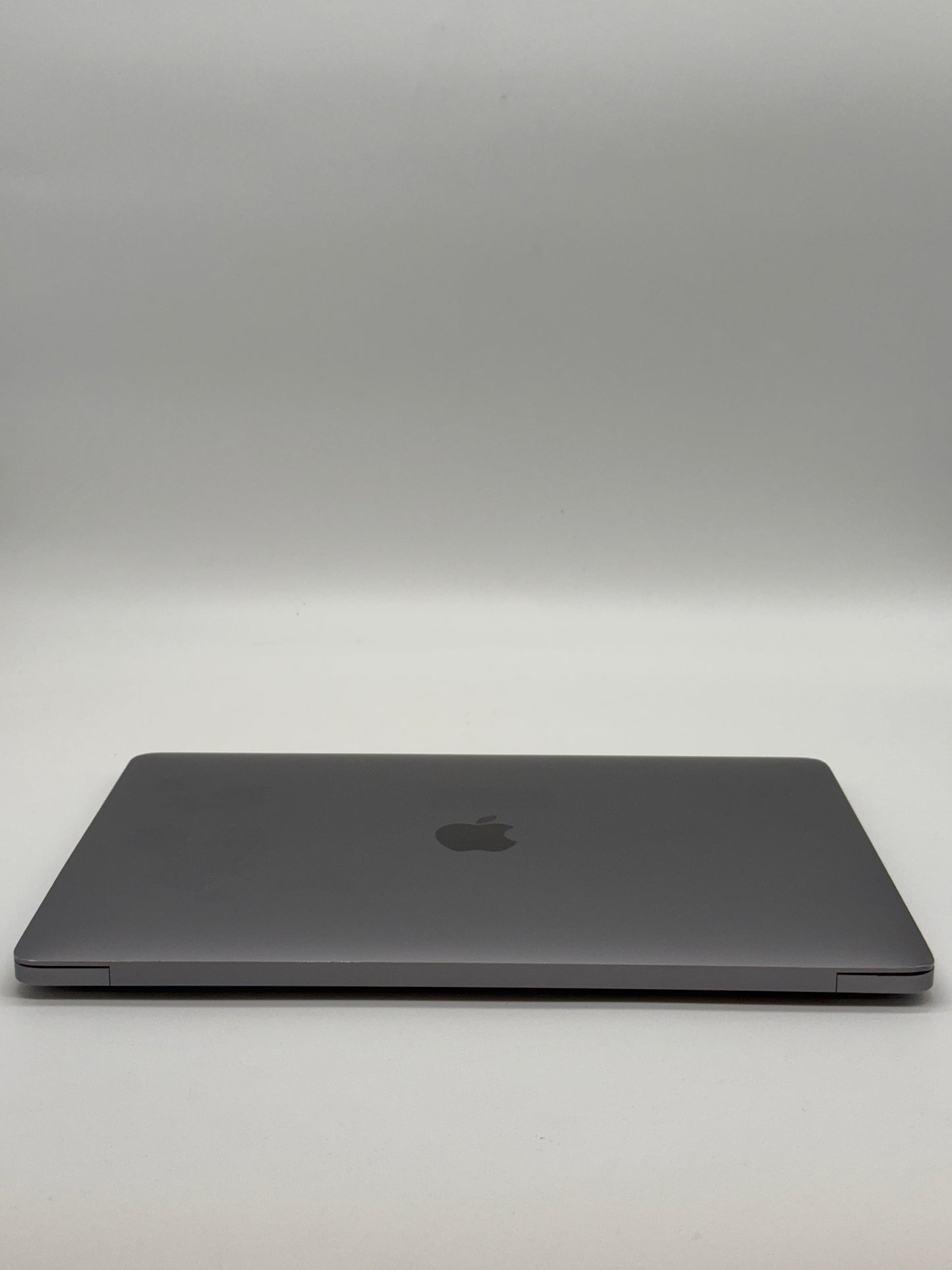 2020 Apple Macbook Air A2179 Core i3 8GB RAM 256GB SSD - Read