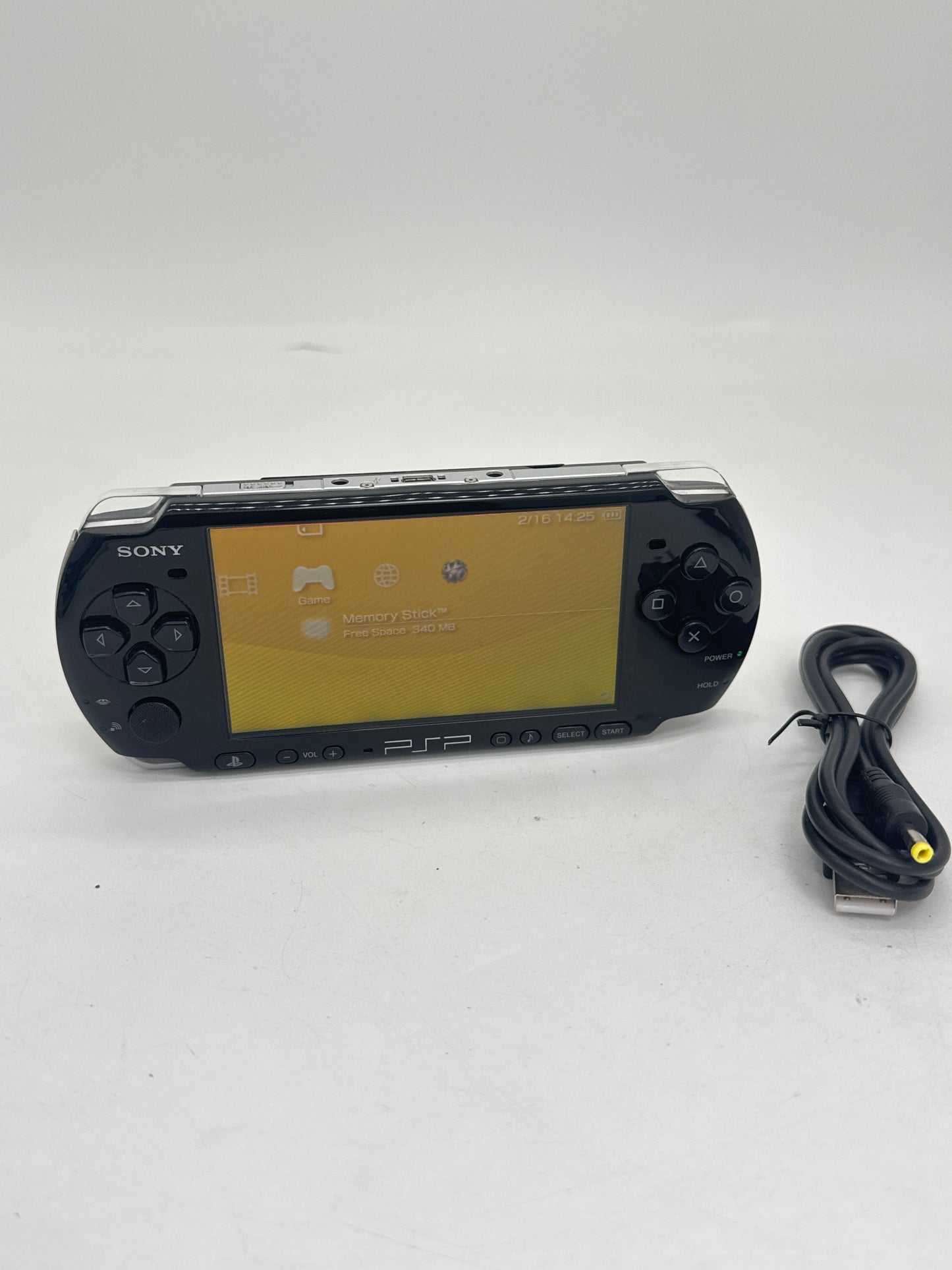 Sony PlayStation Portable PSP-3000 Piano Black Console #359 w/ 1GB Memory & Charger