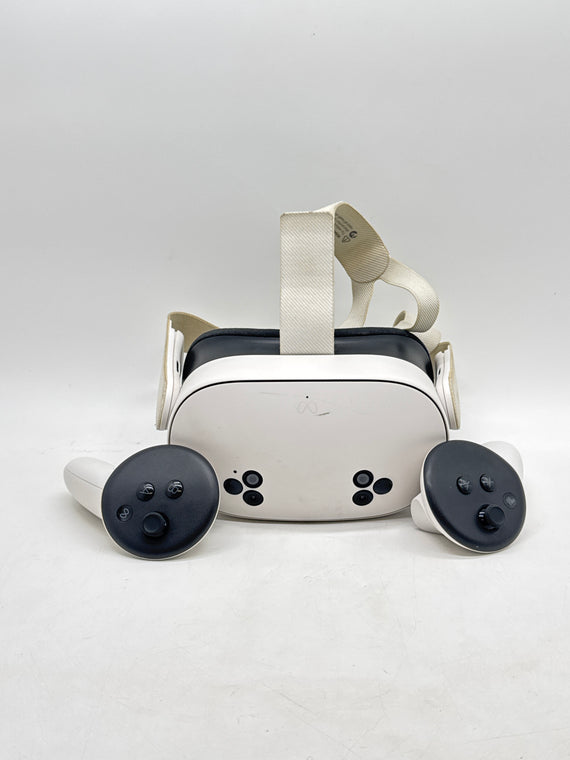 Meta Quest 3S 128GB VR Headset w/ 2 Controllers Used