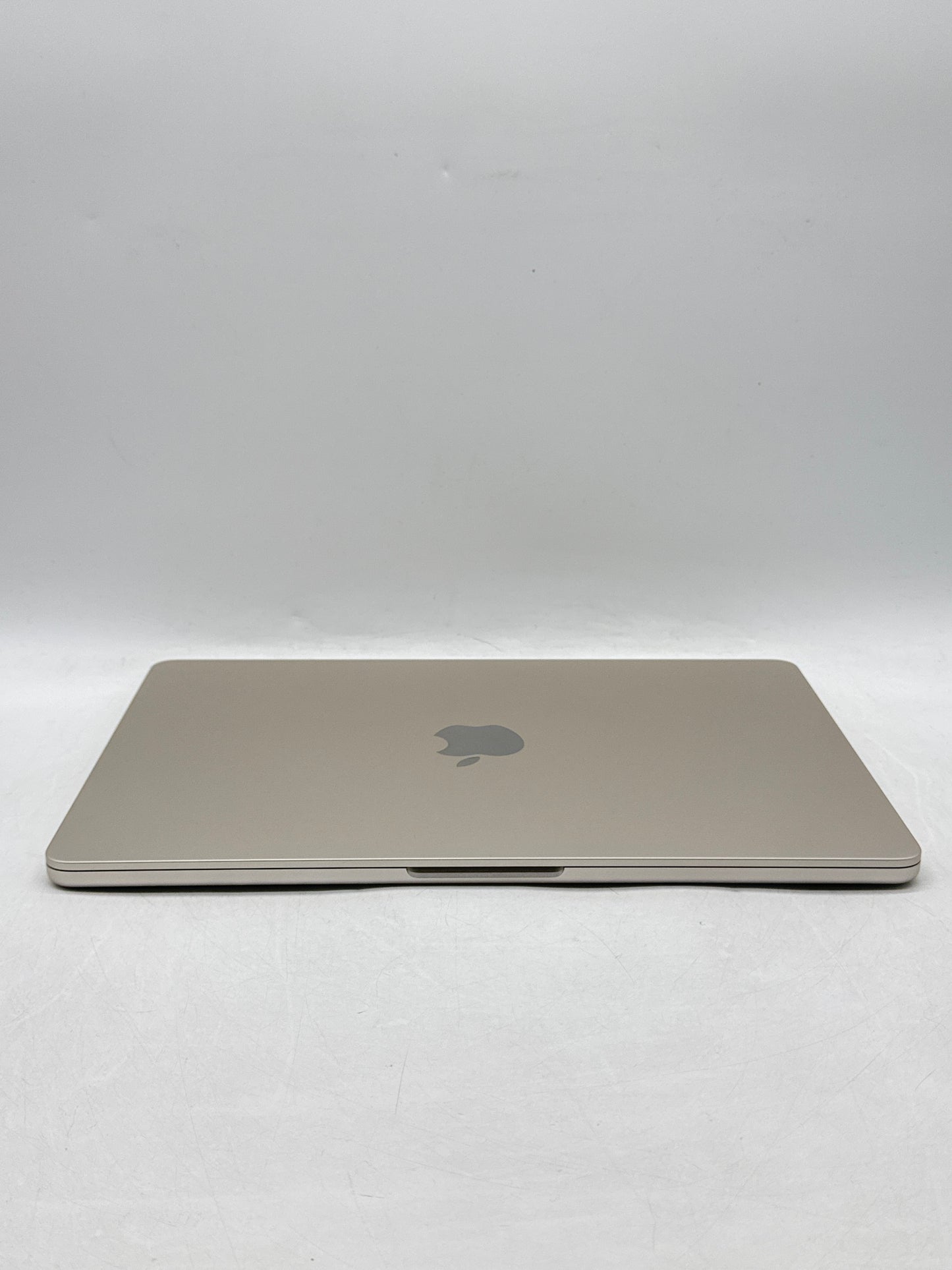 2022 Apple MacBook Air 13.6" A2681 M2 8C-CPU 8C-GPU 8GB RAM 256GB SSD Starlight