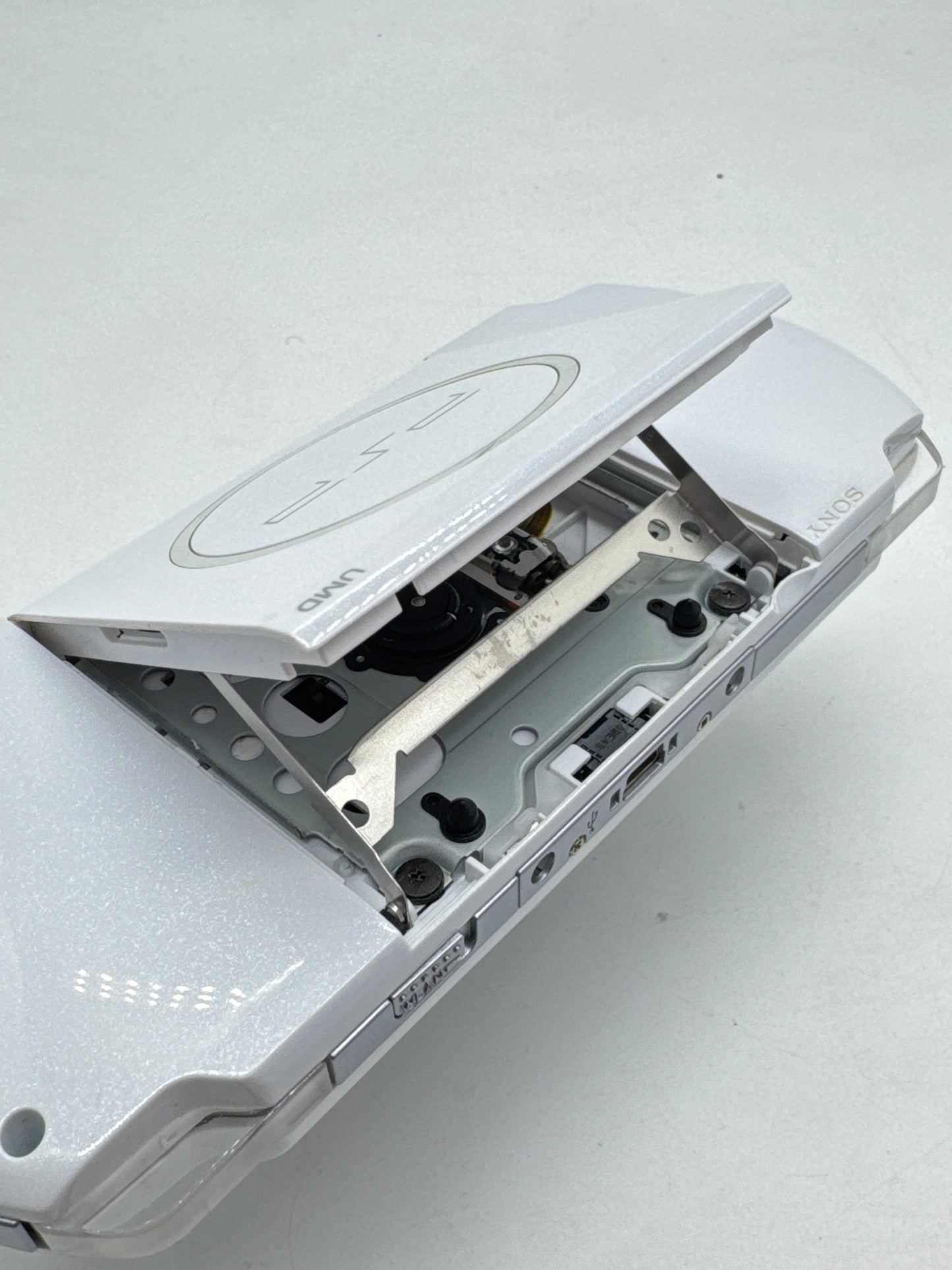 Sony PlayStation Portable PSP-3000 White Console #383 w/1200mAh Battery