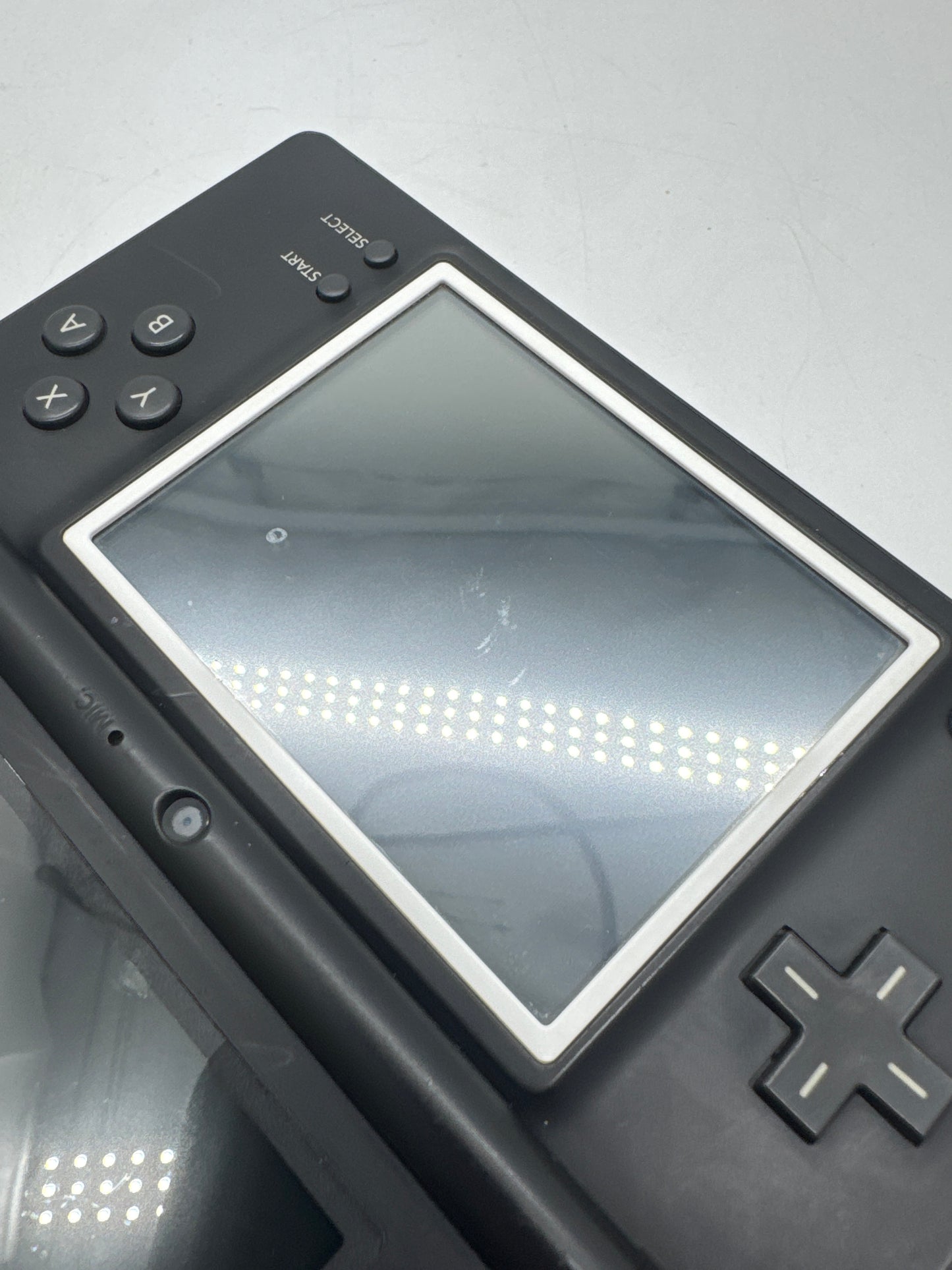 Nintendo DSi TWL-001(EUR) Black Console Only #344 No Stylus No Charger