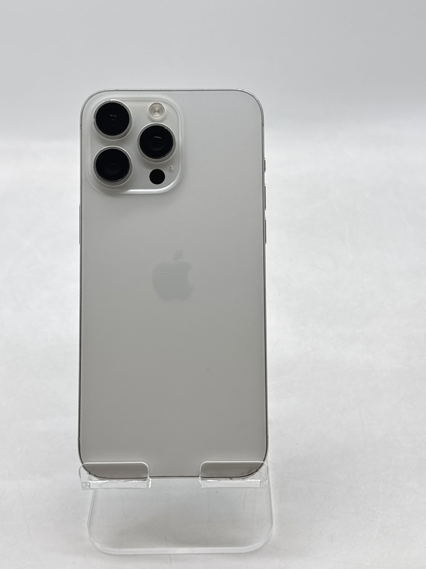 Unlocked Apple iPhone 15 Pro Max A2849 256GB White Titanium 81% Battery Health