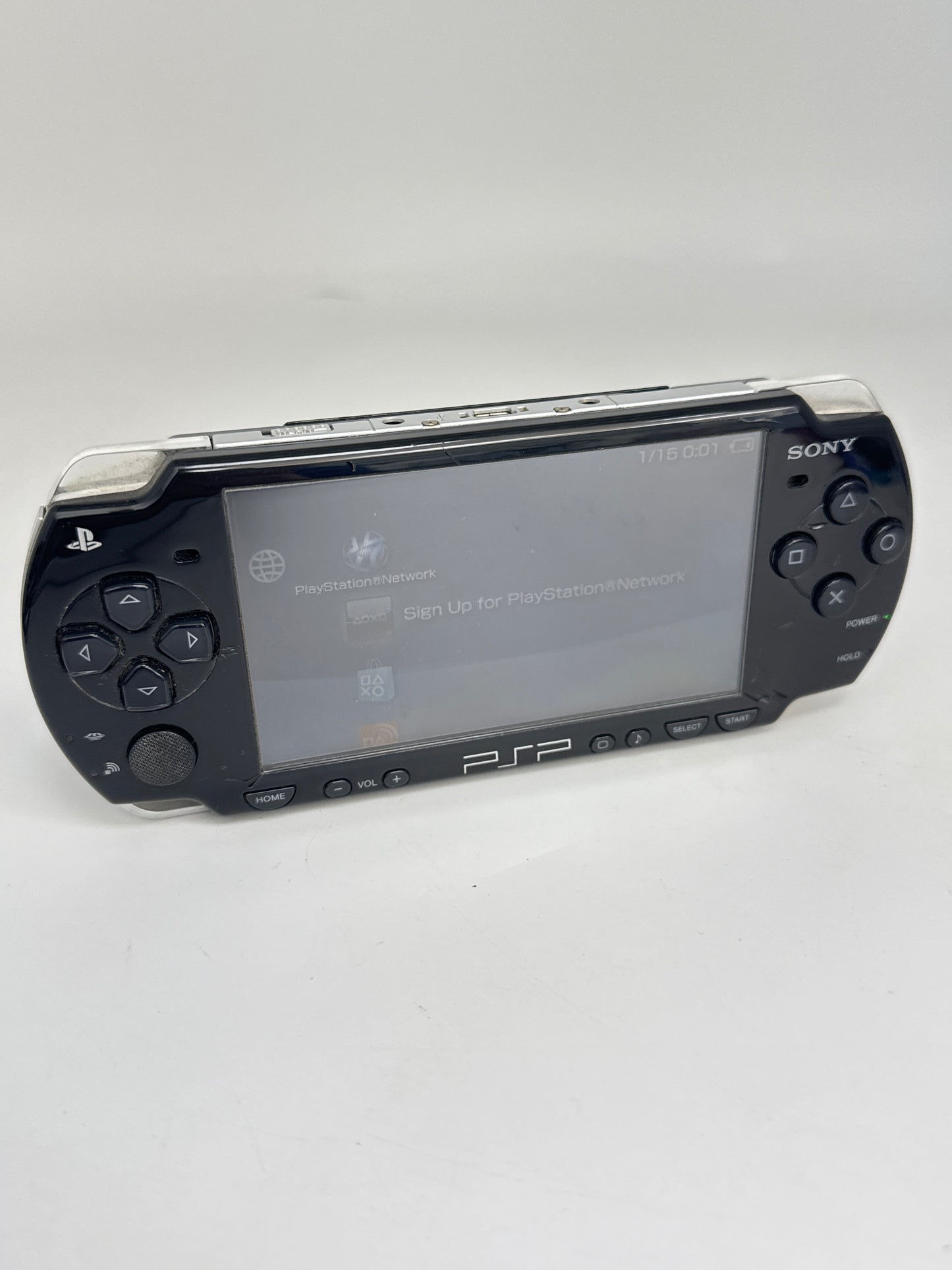 Sony PSP-2000 Piano Black Console #83 w/1200mAh Battery & No Charger