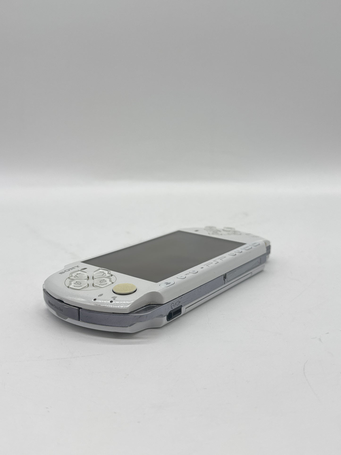 Sony PlayStation PSP-3000 Crystal White Console Only For Parts  !READ