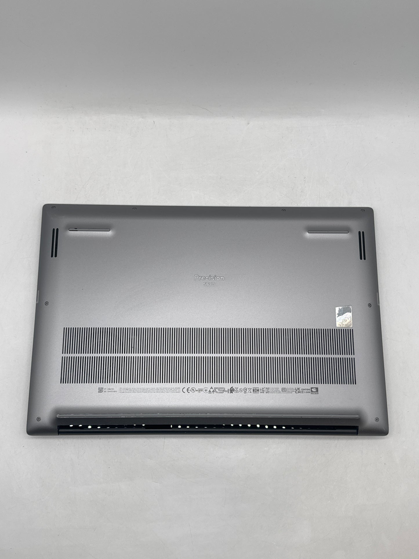 Dell Precision 5680 16" OLED Touch Core i7-13800H 1TB SSD 64GB RAM RTX A1000 Read