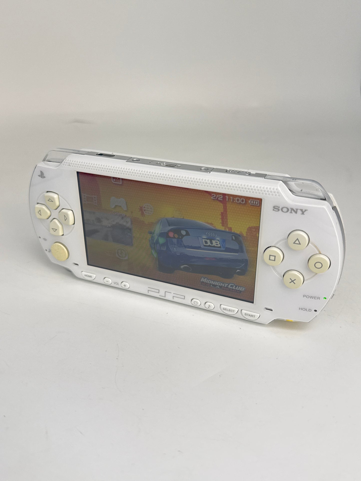 Sony PSP-1000 White Console #71 w/ 1800mAh Battery No Charger