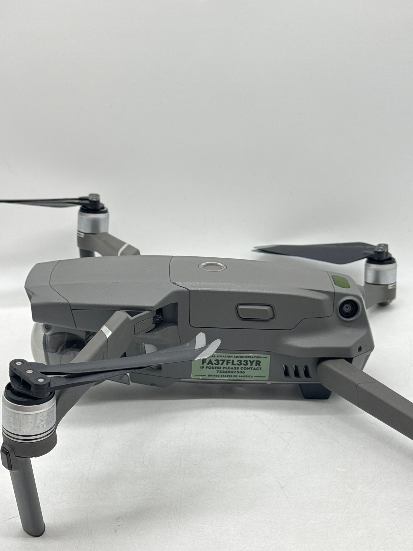 DJI Mavic 2 Pro Quadcopter Drone Bundle !Read