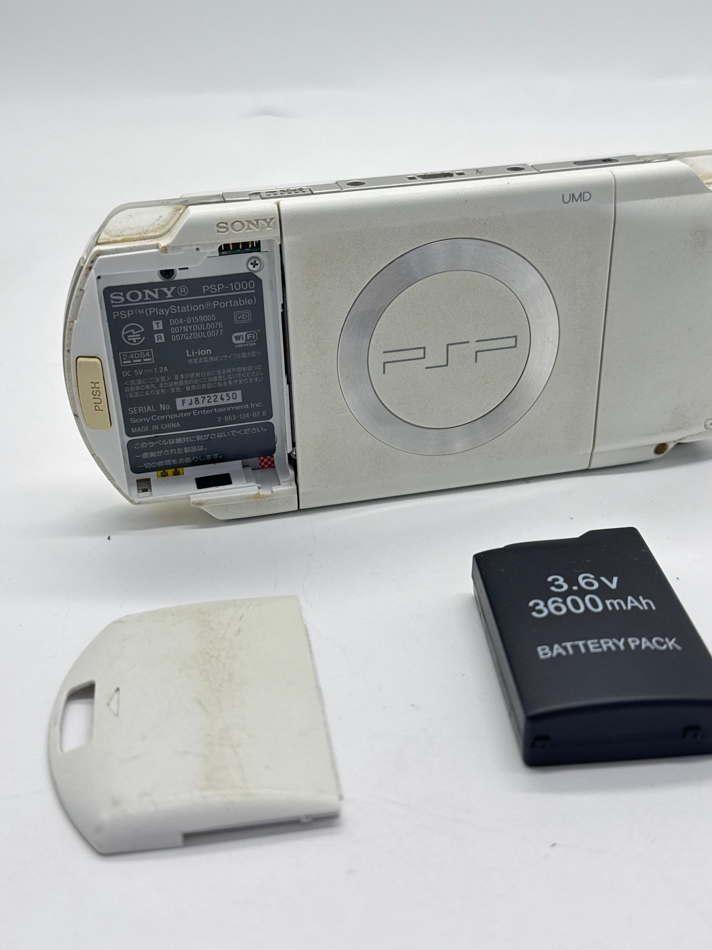 Sony PSP-1000 White Console #98 w/3600mAh Battery & No Charger Noisy UMD Drive