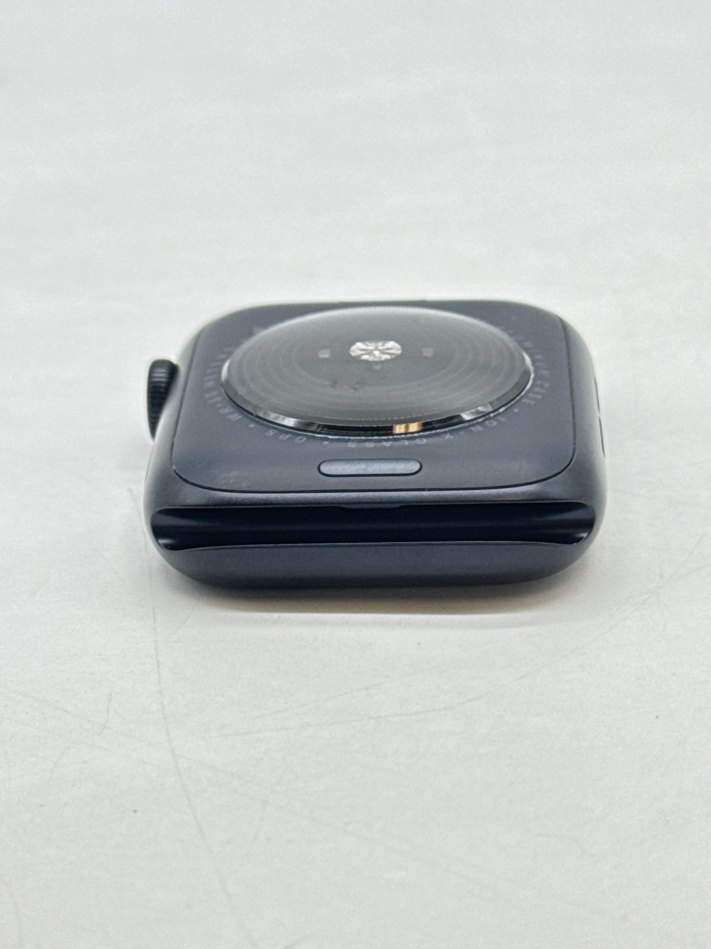 Apple Watch SE 3 A3325 44MM GPS Only Midnight Aluminum