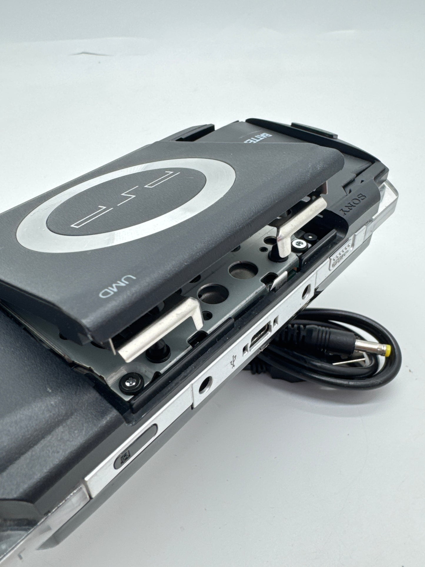 Sony PSP-1000 Black Console #430 w/ 2400mAh Battery & Charger READ AS IS