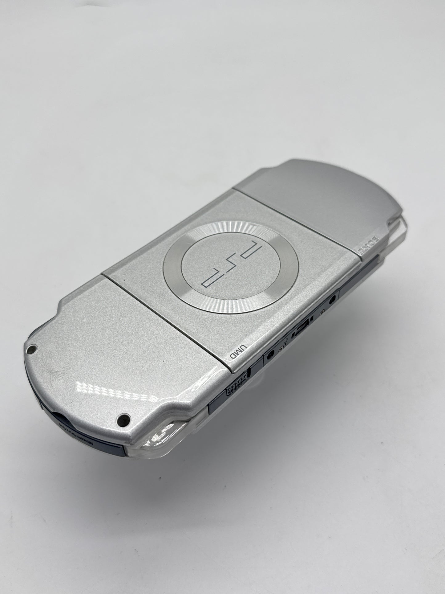 Sony PSP-2000 Silver Console #84 w/1200mAh Battery & No Charger