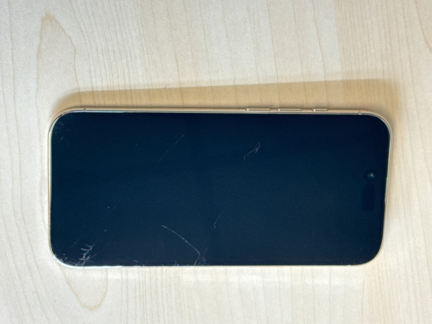 US Cricket Apple iPhone 17 Air A3260 512GB Light Gold 100% Battery Health