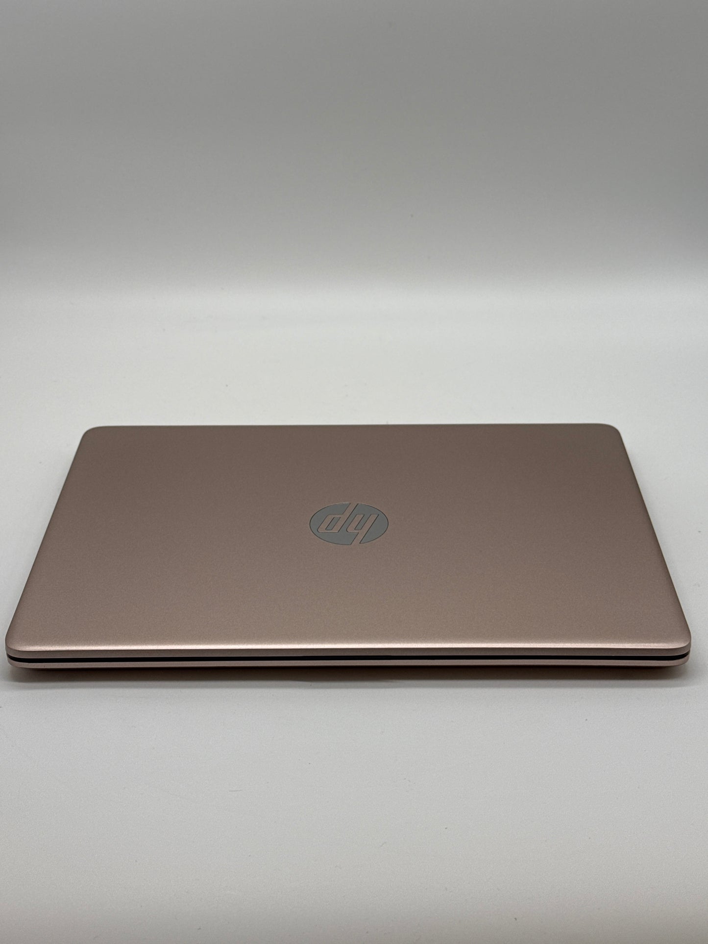 HP Touchscreen Laptop 14-DQ0070NR 14" Celeron N4120 4GB RAM 64GB SSD Rose Gold - Used