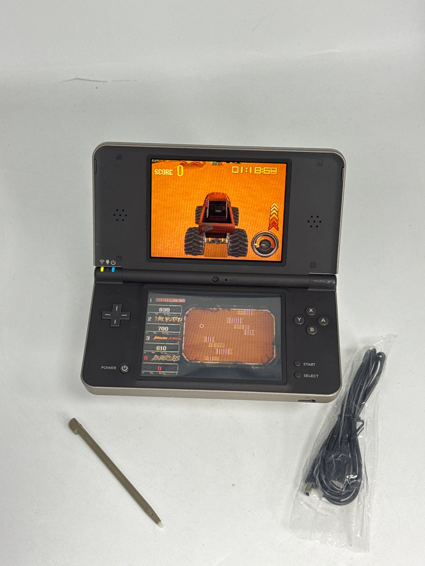 Nintendo DSi LL UTL-001 Brown Console #411 w/ Stylus & Charger Heavy Yellow Tint AS IS