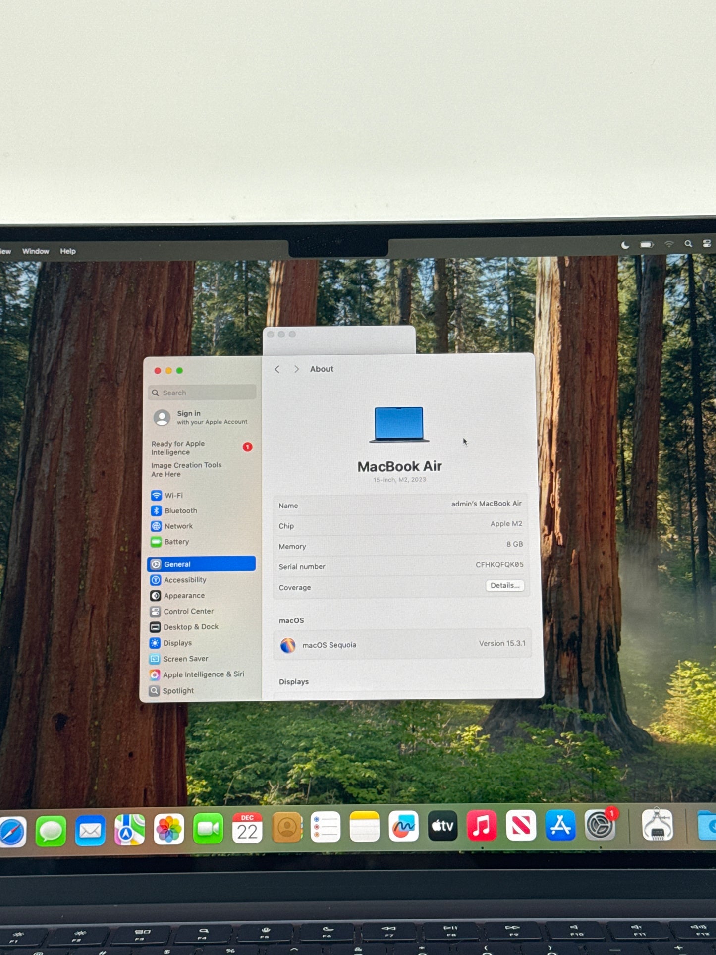 2023 Apple MacBook Air 15.3" A2941 M2 8C-CPU 10C-GPU 256GB SSD 8GB RAM