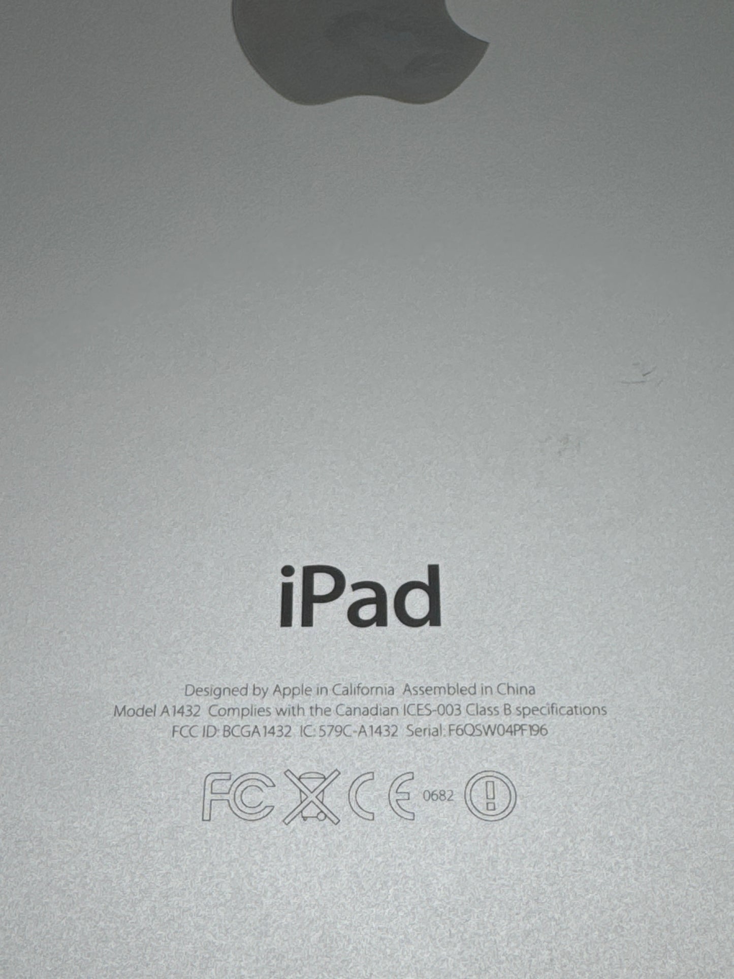 Apple iPad Mini (1st Gen) 7.9"A1432 Wi-Fi 16GB Silver   !READ