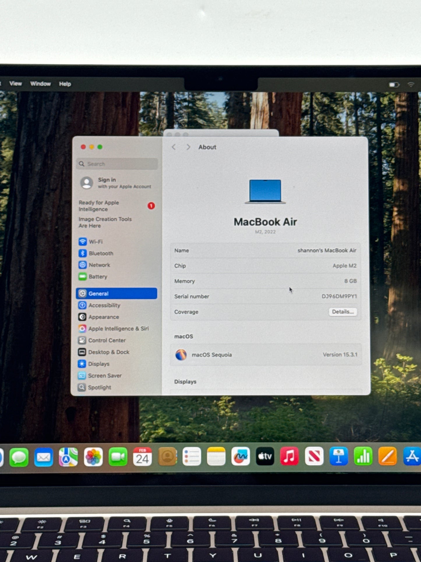 2022 Apple MacBook Air 13.6" A2681 M2 8C-CPU 8C-GPU 8GB RAM 256GB SSD Starlight