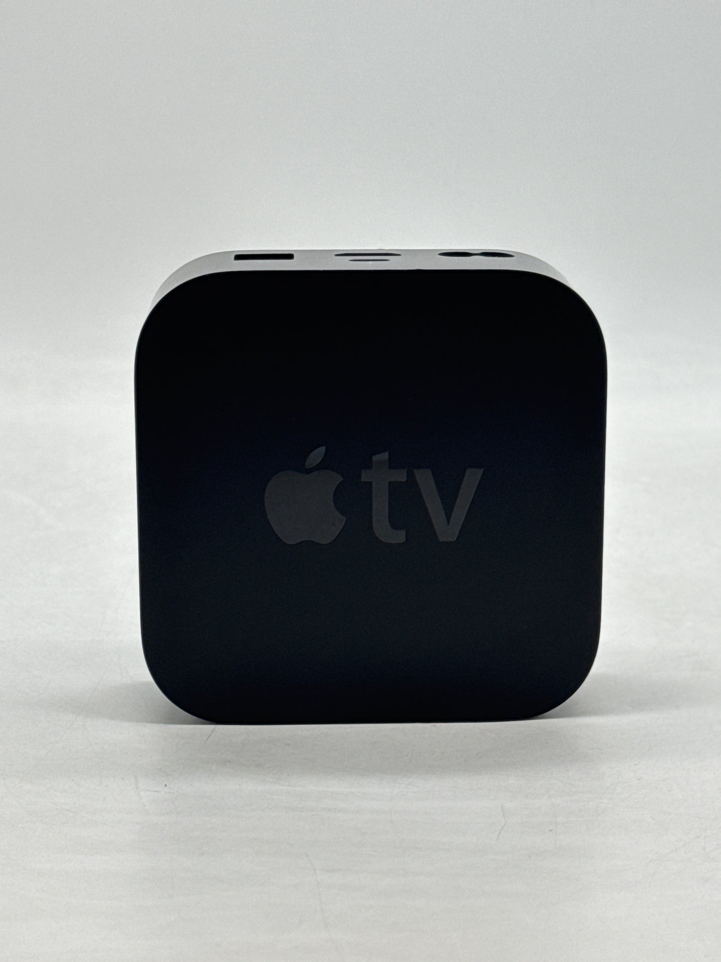 Apple TV 4th Gen A1625 32GB Media Streamer