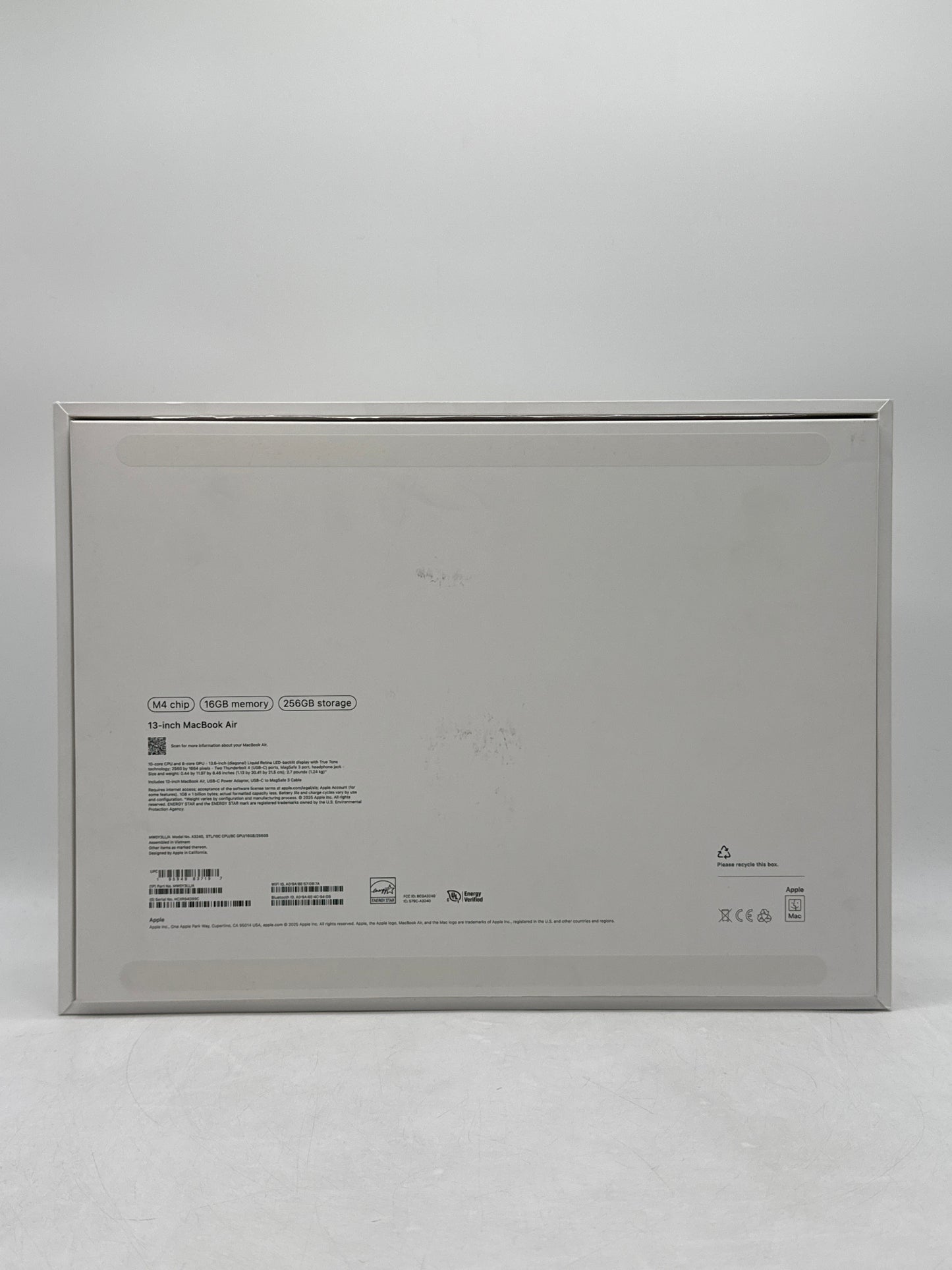 2025 Apple MacBook Air 13.6" A3240 M4 10C-CPU 8C-GPU 256GB SSD 16GB RAM Open Box