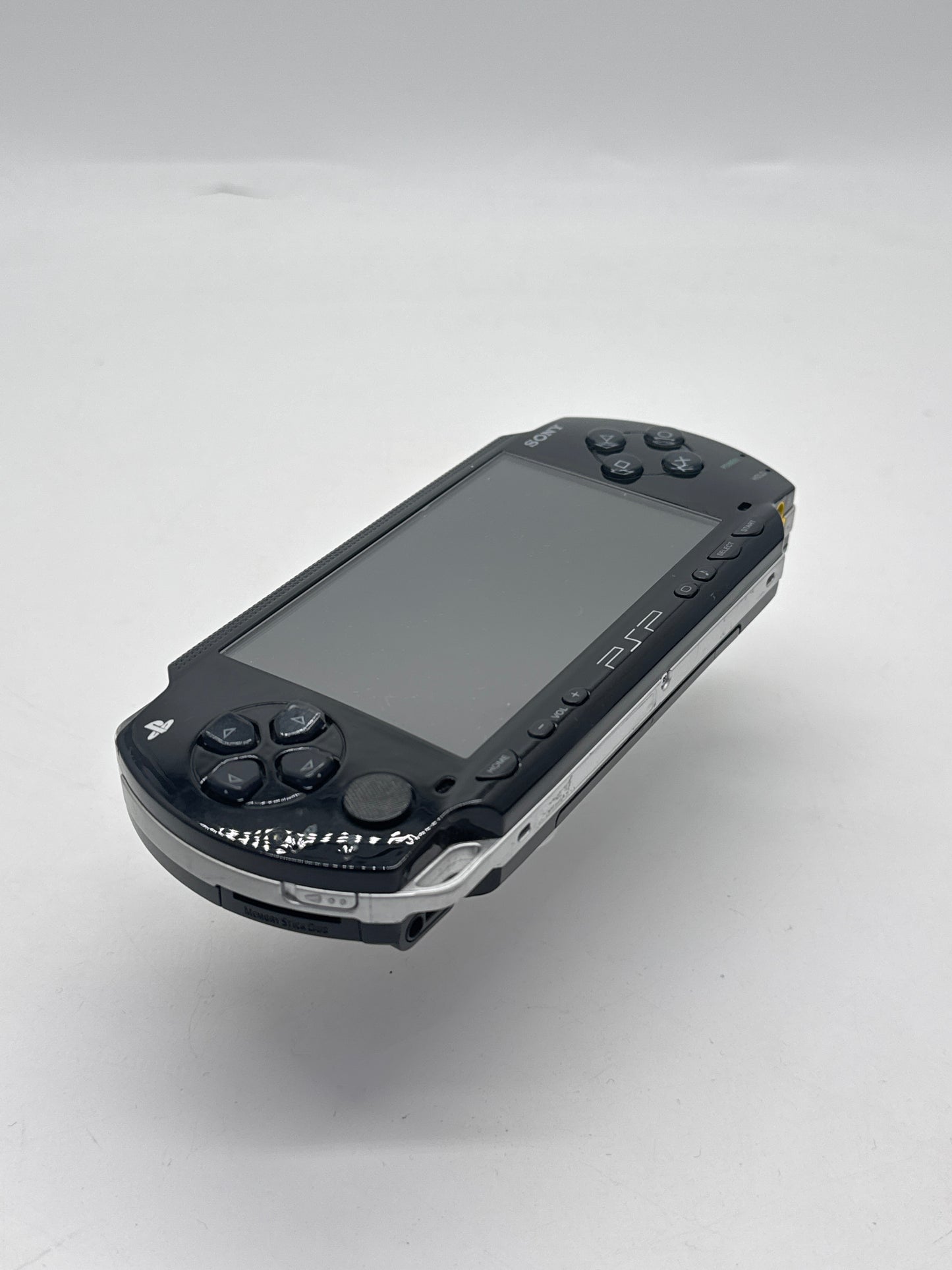 PlayStation Portable PSP-1000 Piano Black Console #669 Arrow Buttons Work w/ Defects