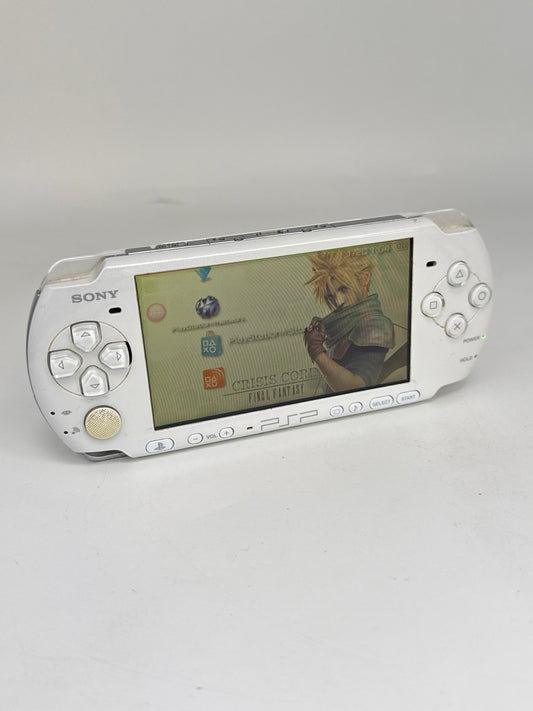 Sony PSP-3000 White Console #252 No Battery or Lid No Charger AS IS